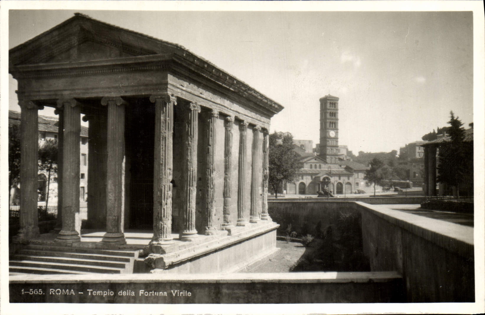 Della Fortuna de Roma Tempio de la POSTAL de la VENDIMIA viril