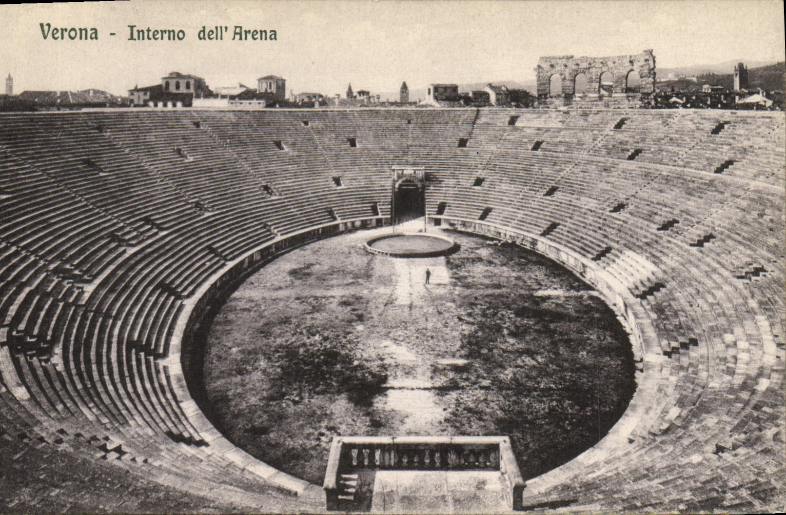 VINTAGE POSTCARD Genova Interno Dell Arena