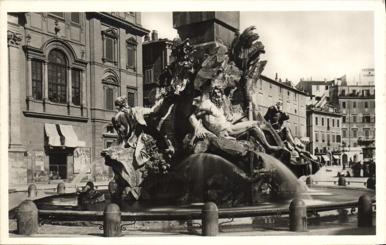 Plaza Navona de Roma Fontana Dei 4 Fiumi de la POSTAL de la VENDIMIA