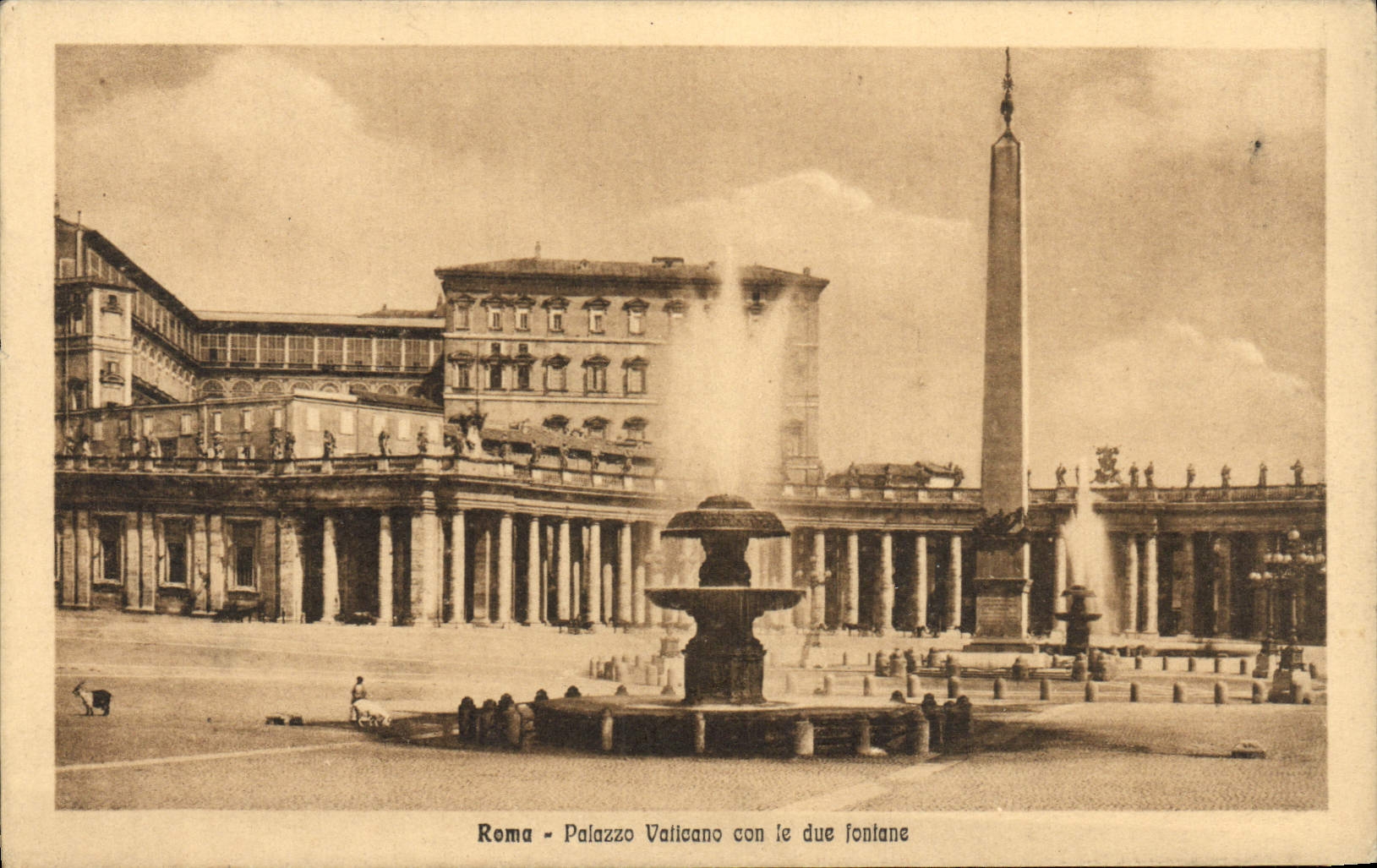 CPA Roma Palazzo Vaticano con le due fontane