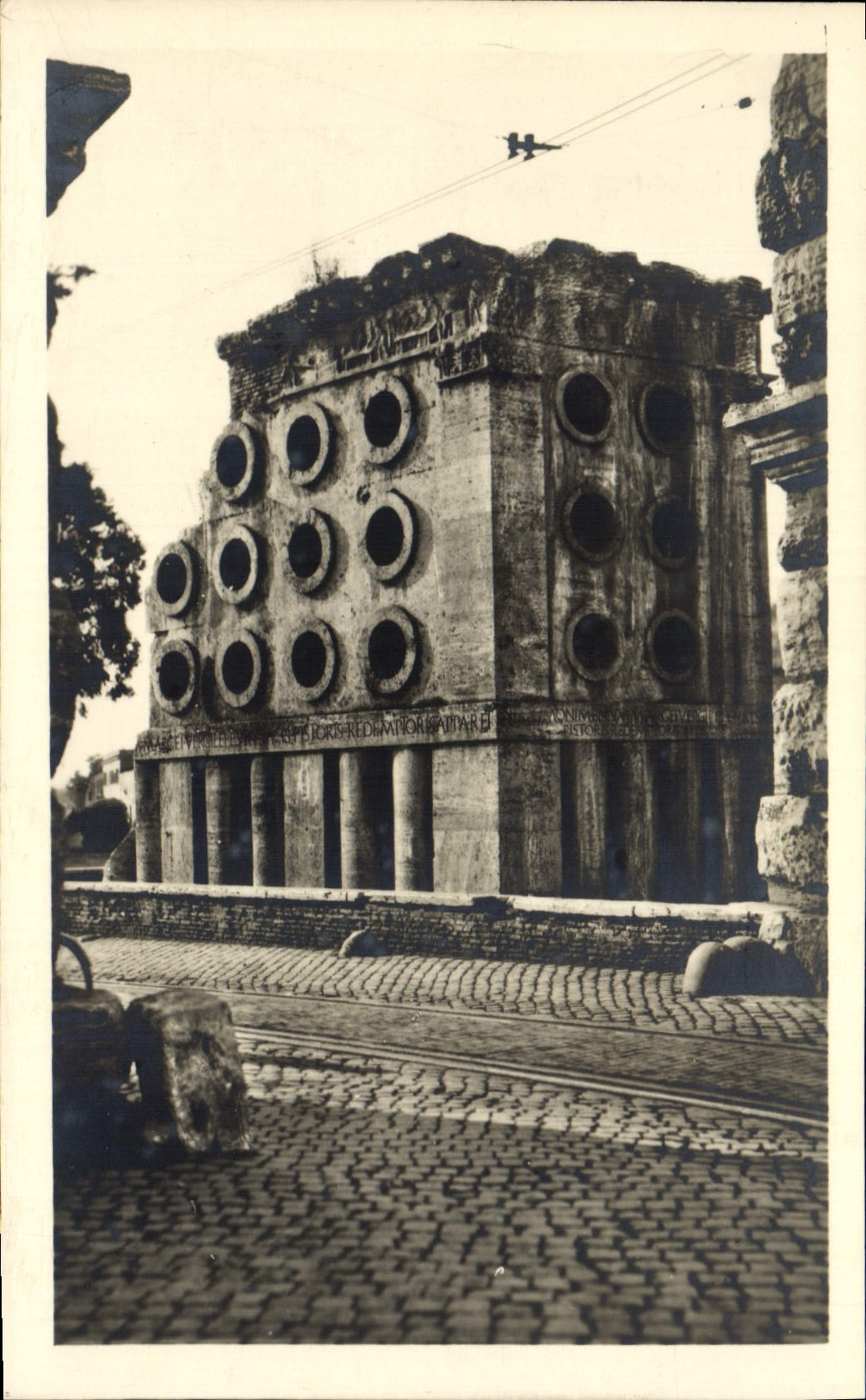 CPA Roma Tomba Del fornaio Eurisace avanti La porta Maggiore