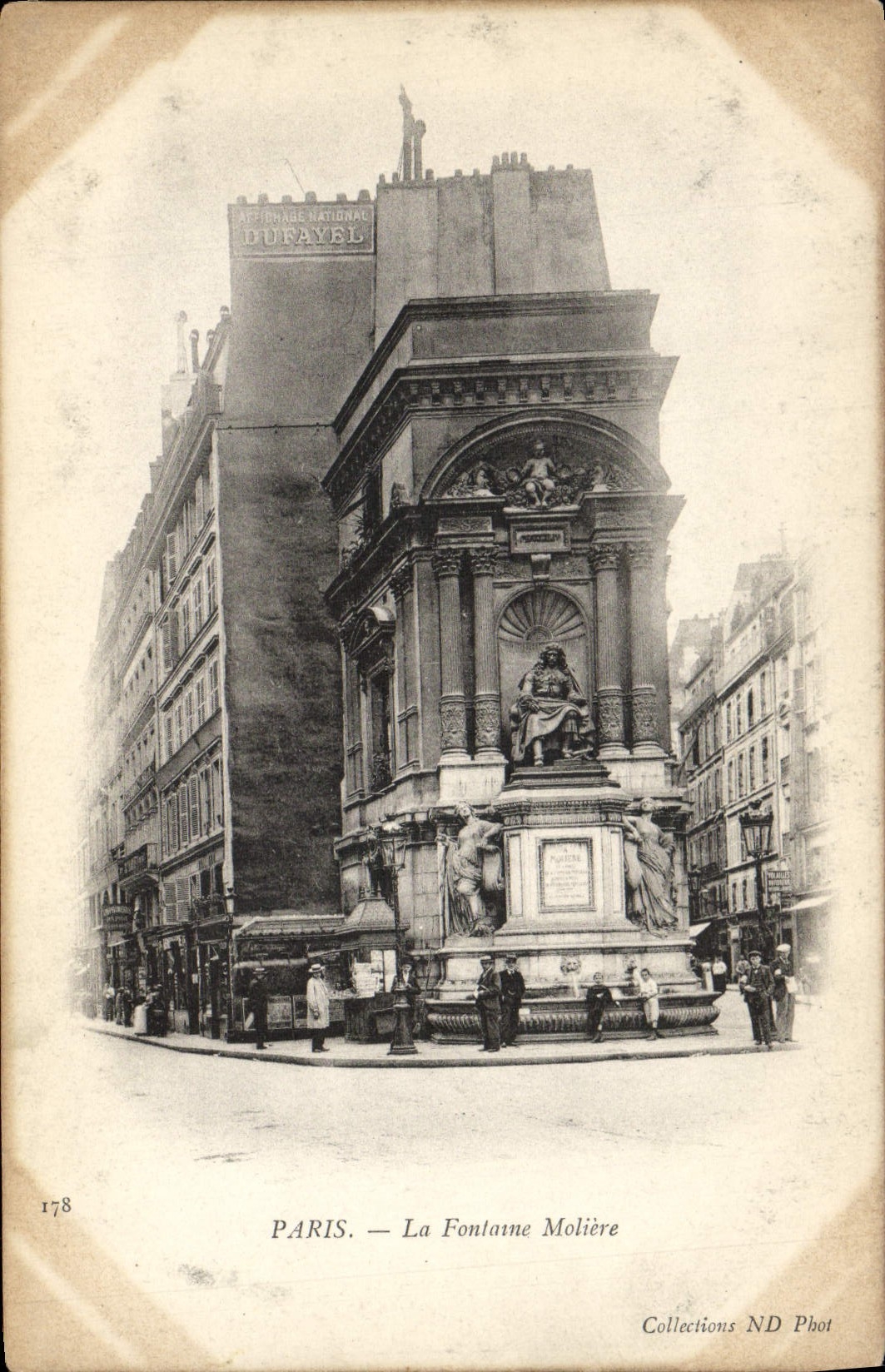 CPA Paris La Fontaine Moliere