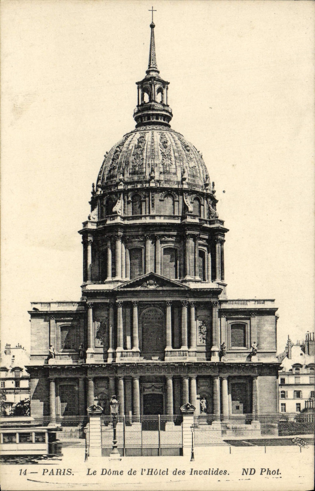 CPA Paris Le Dome l'Hotel Des Invalides