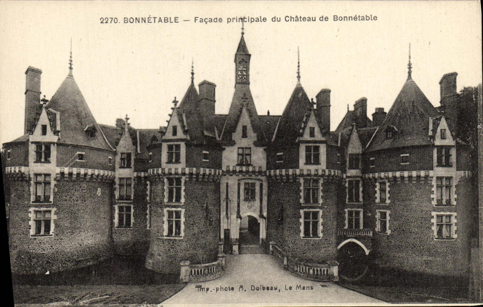 VINTAGE POSTCARD Bonnetable Principal Frontage Of the Castle De Bonnetable
