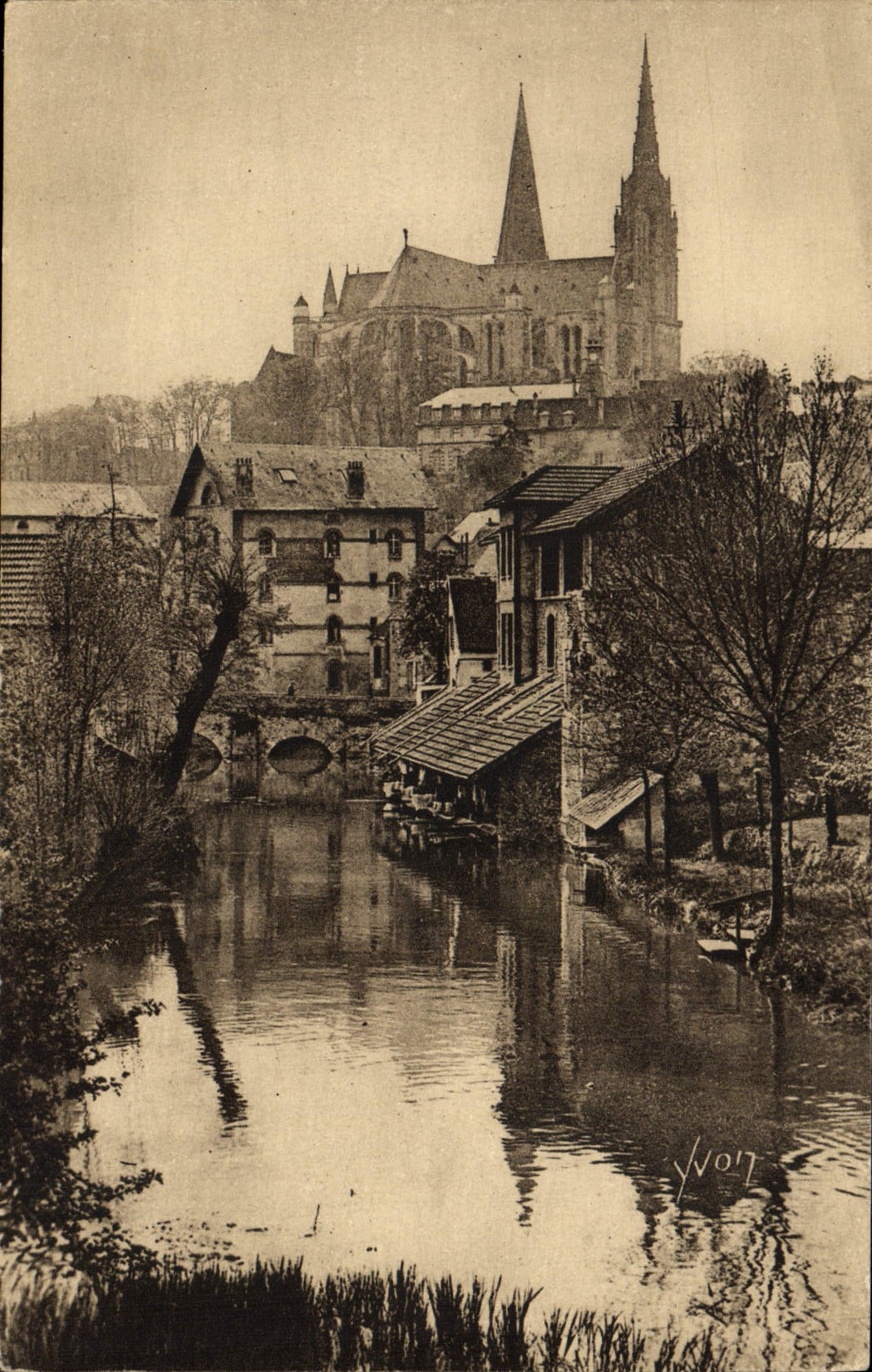 CPA La Douce France Chartres Les Bords De l'Eure Lavoir 