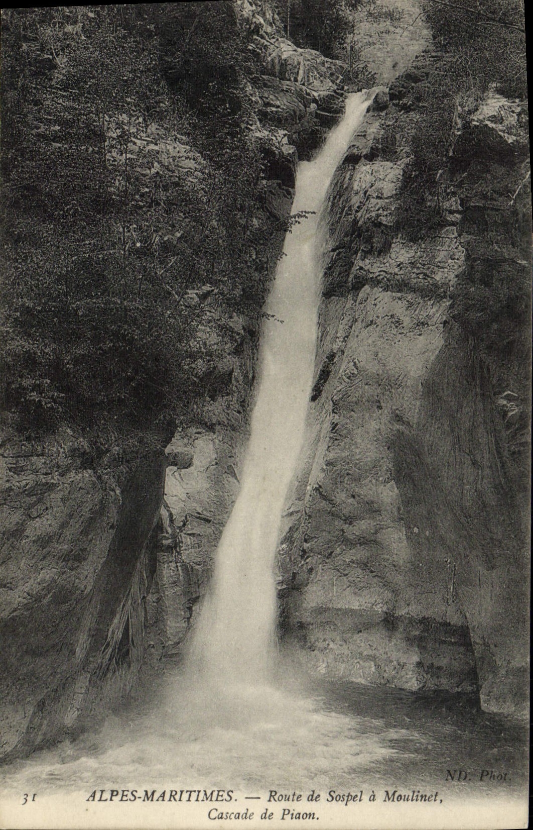 CPA Alpes Maritimes Route De Sospel A Moulinet Cascade De Piaon