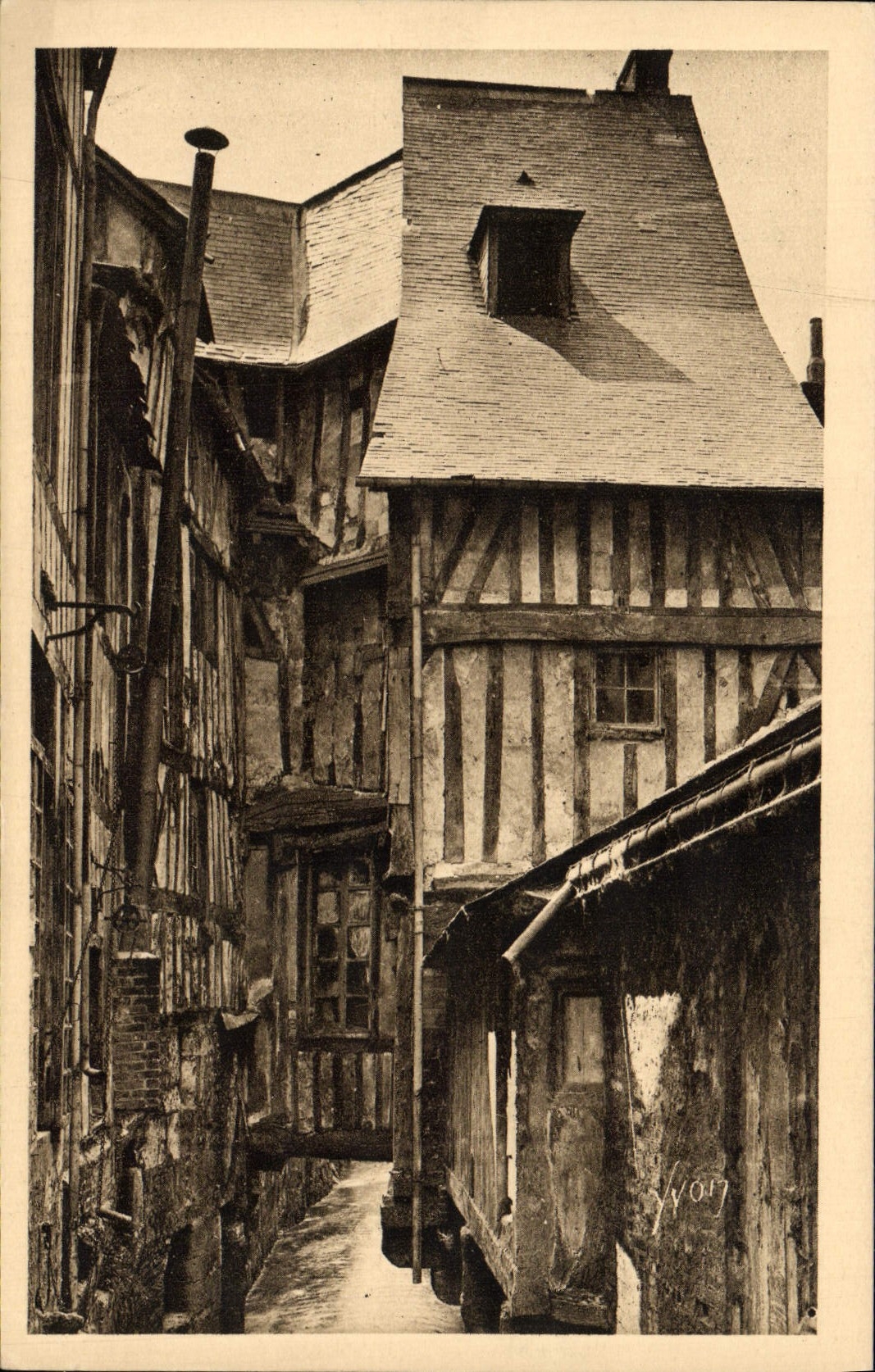 CPA La Douce France De Rouen Au Havre Caudebec En Caux Vieilles Maisons rue De La Boucherie
