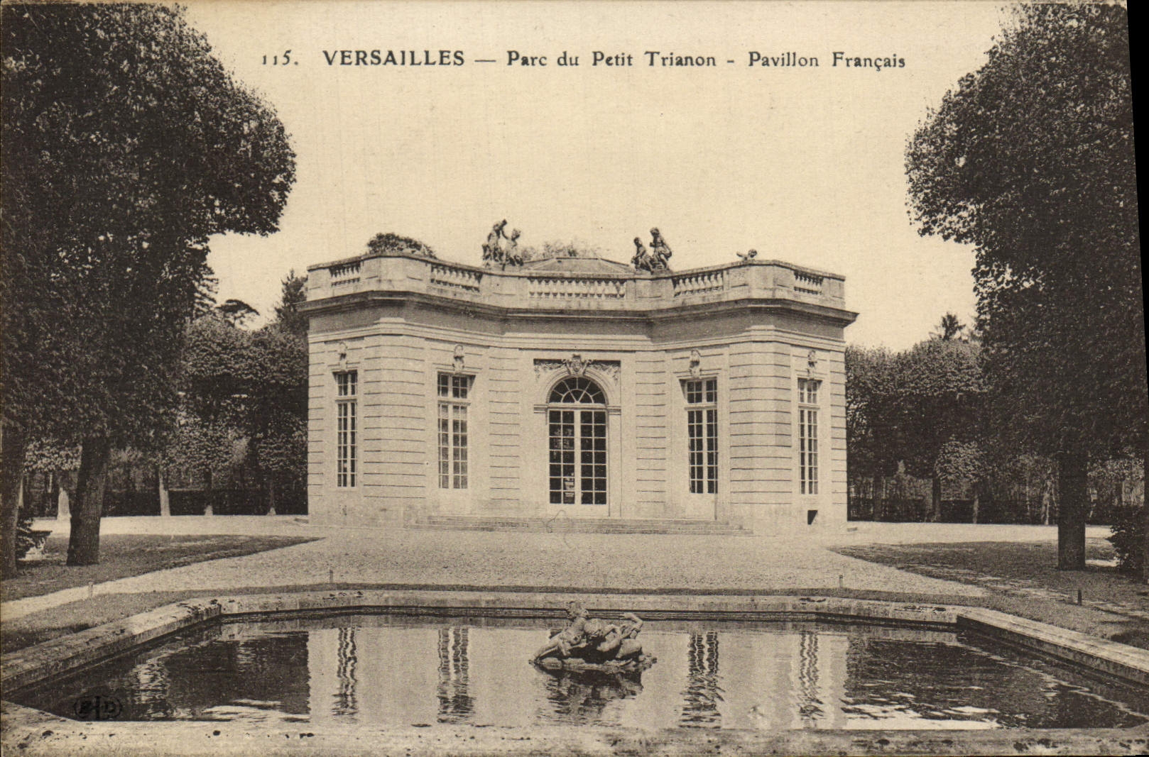 VINTAGE POSTCARD Versailles Park of Small Trianon French House