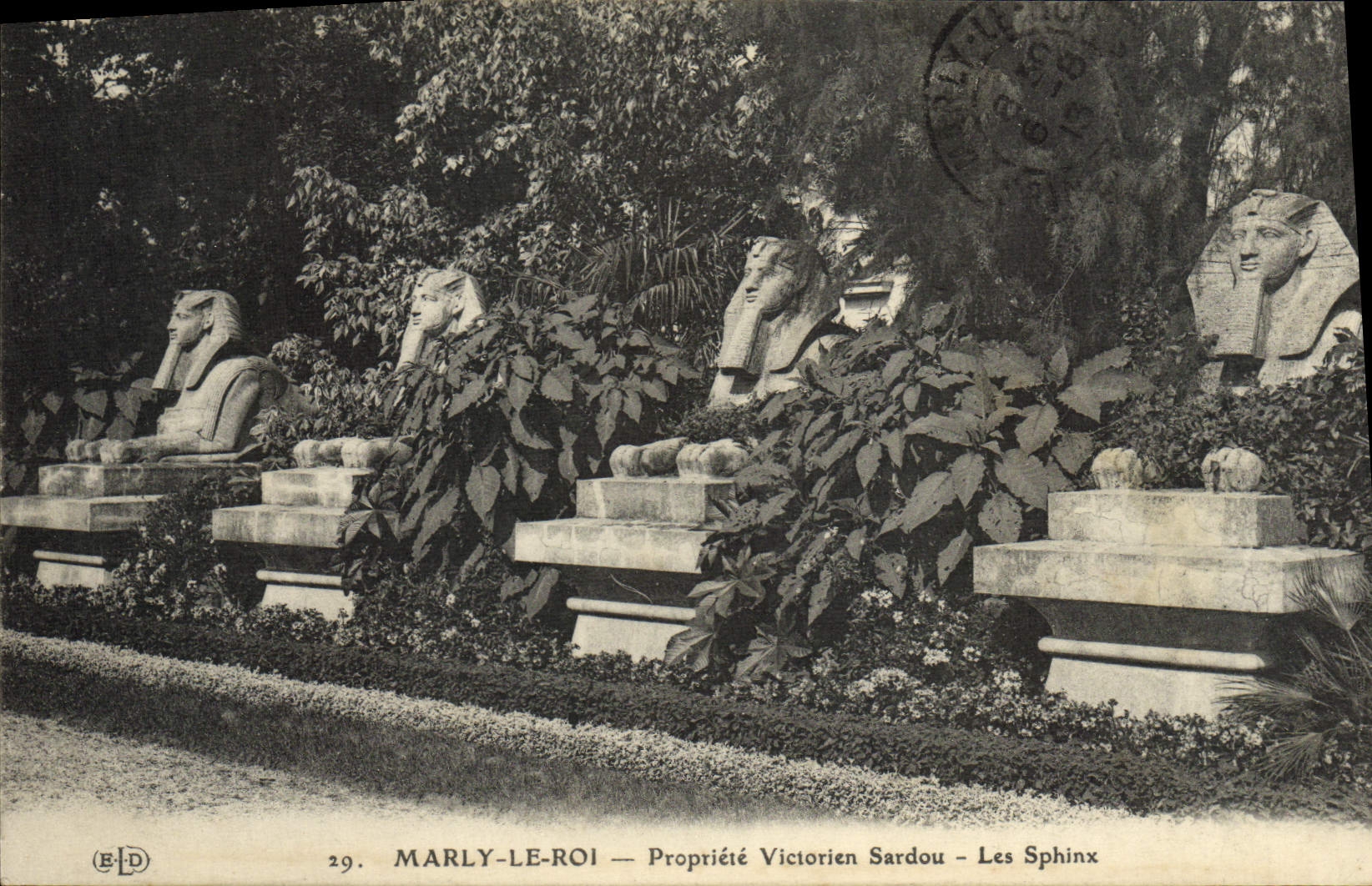 CPA Marly Le Roi Propriete Victorien Sardou Les Sphinx Egypte