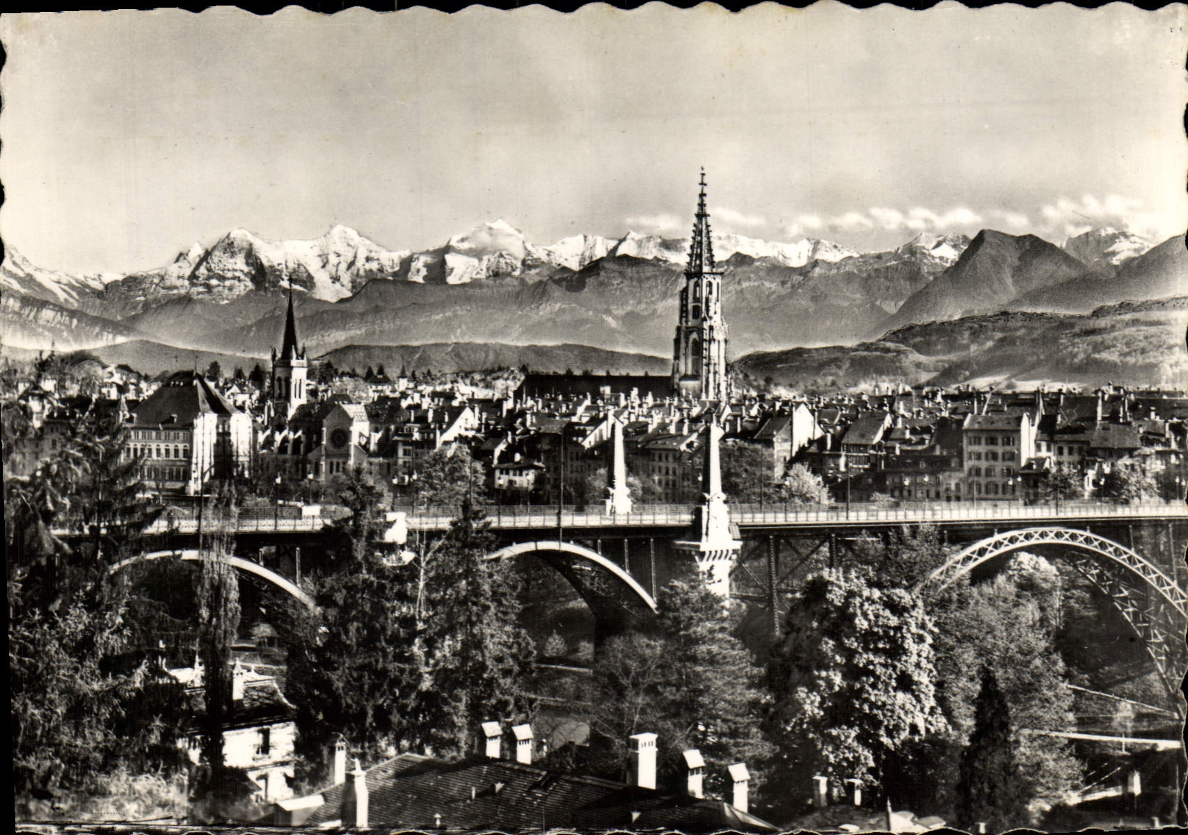 CPM Bern Blick auf Kornhausbrucke und Alpen