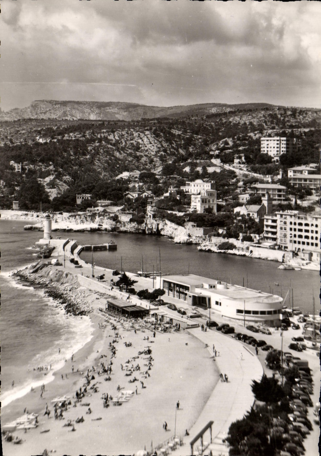 MODERN CARD Blackcurrant the Beach and the Casino