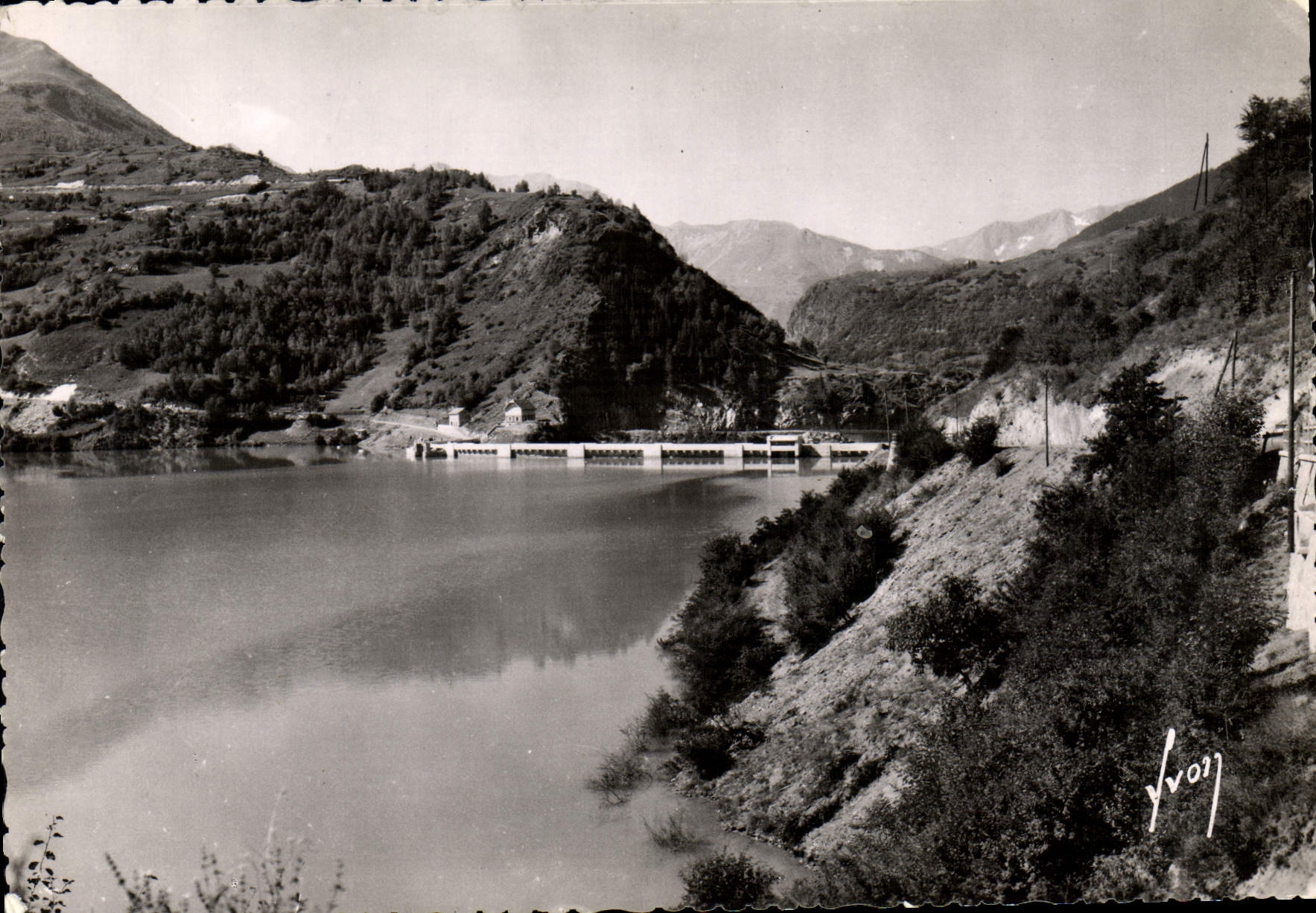 CPM Le Freney D'Oisans Le Lac Du Chambon Pres du Barrage