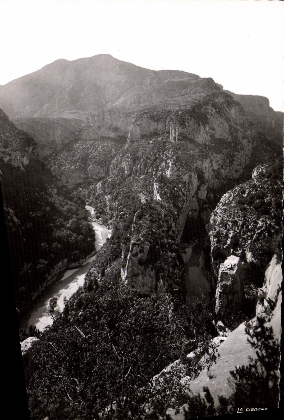 CPM Route Des Gorges Du Verdon Point de Vue sur le Fond des Gorges a la Mescla