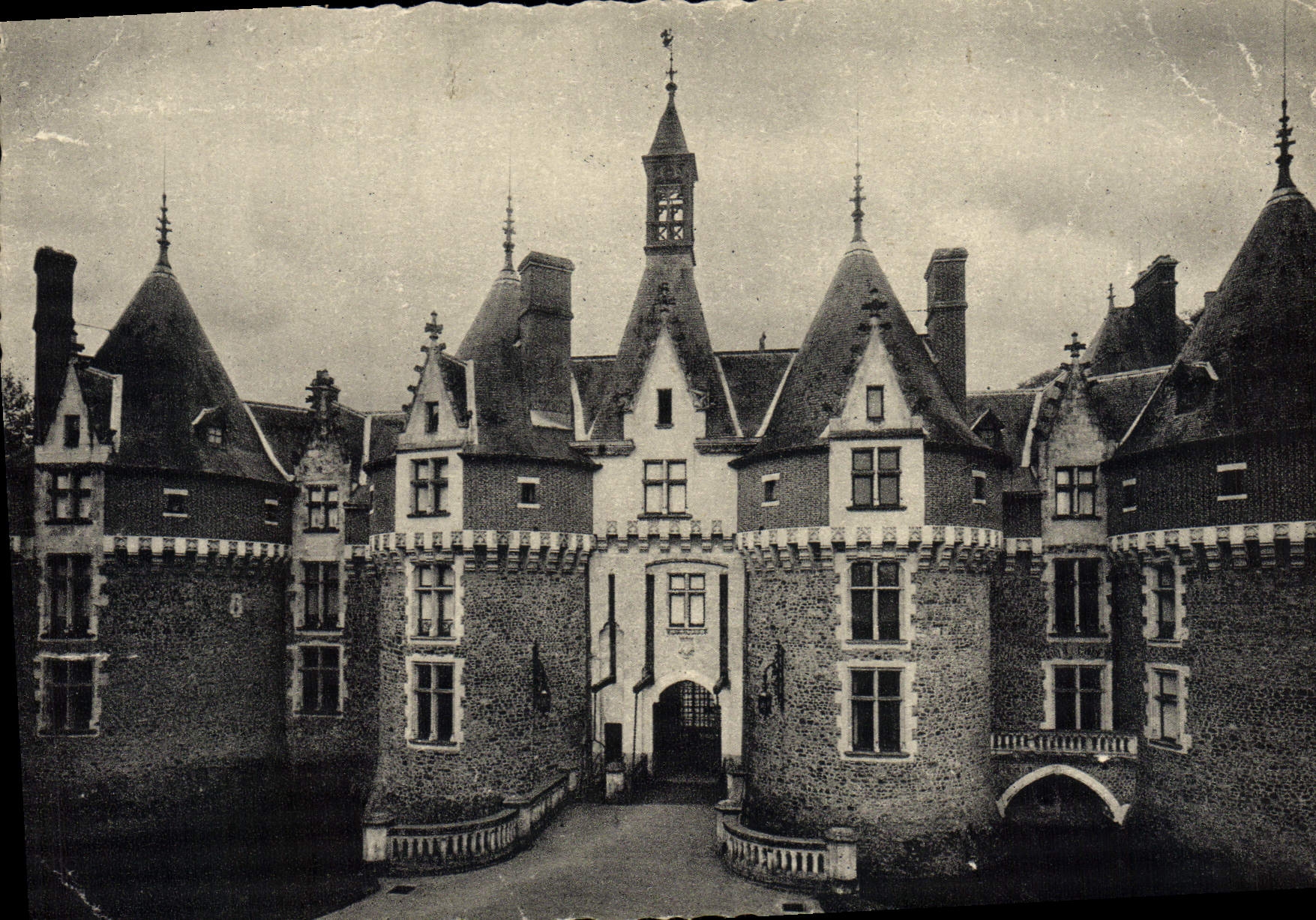 MODERN CARD Bonnetable the Castle principal Frontage