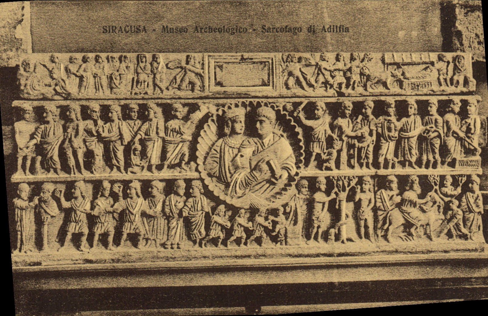VINTAGE POSTCARD Siracusa Museo Archeologico Sarcofago Di Adilfia
