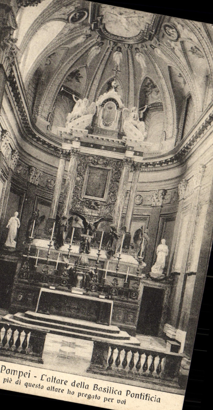VINTAGE POSTCARD Pompei Altare Della Basilica Pontificia