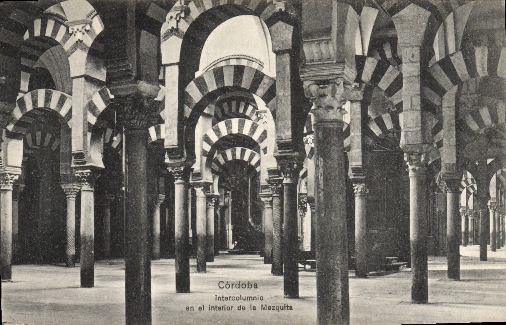 CPA Cordoba Intercolumnio En El interior De La Mezqulta