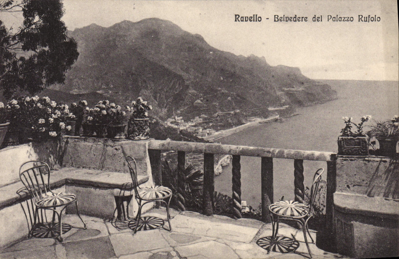 VINTAGE POSTCARD Ravello View-point Del Palazzo Rufolo