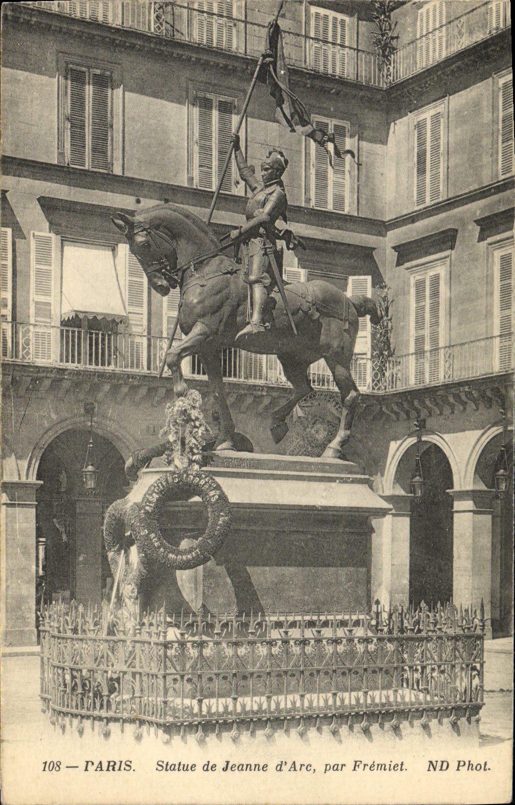 VINTAGE POSTCARD Paris Rules Of Jeanne D' Arc By Fremiet