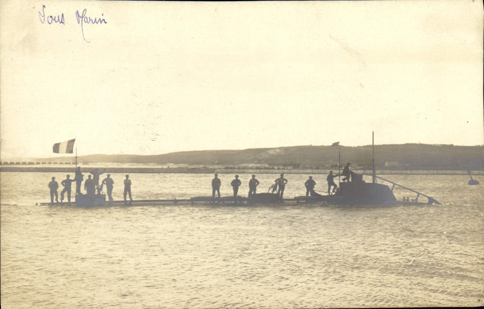 CARTE PHOTO Sous marin