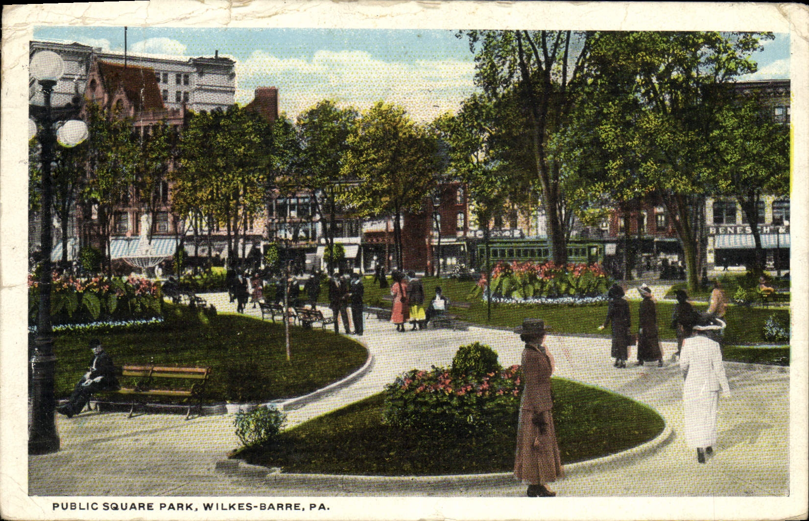 VINTAGE POSTCARD Public Public garden Park Wilkes Bars