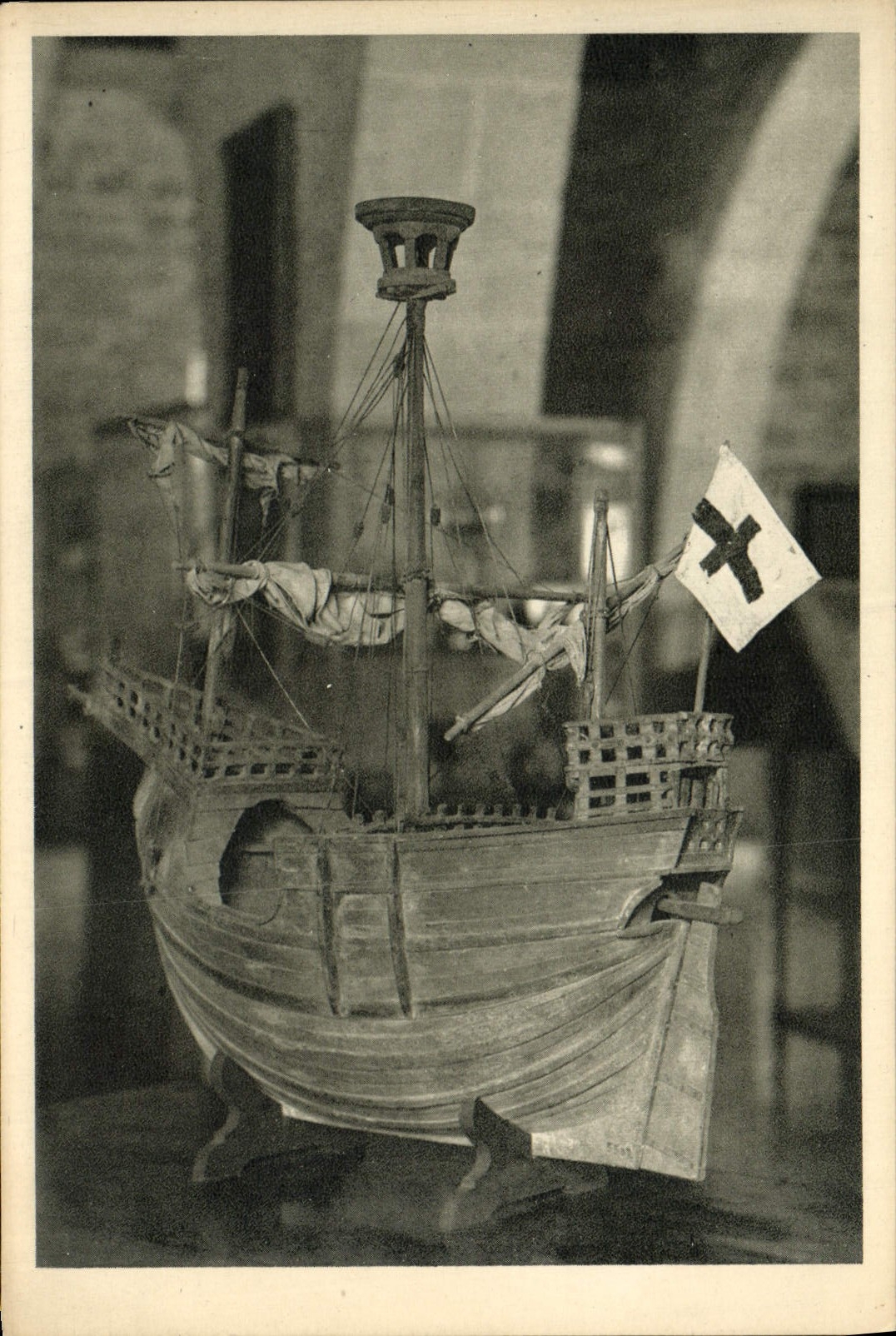 VINTAGE POSTCARD Barcelona Reales Atarazanas Museo Maritimo Boat