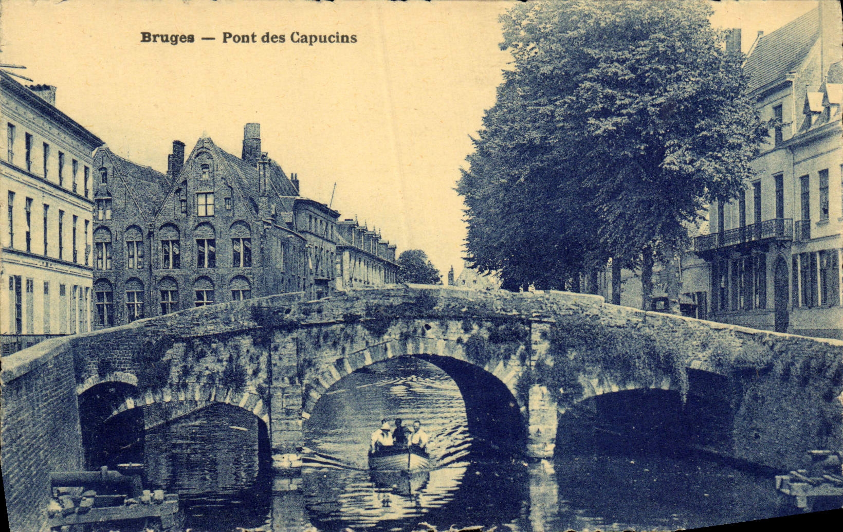 Puente de Brujas de la POSTAL de la VENDIMIA de los capuchones