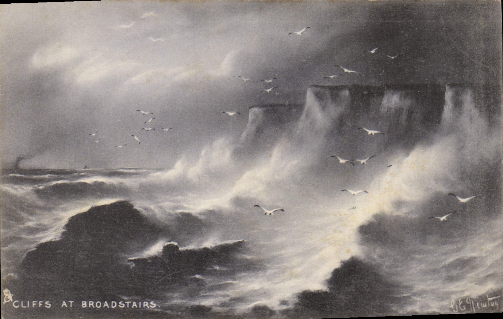 VINTAGE POSTCARD Cliffs At Broadstairs