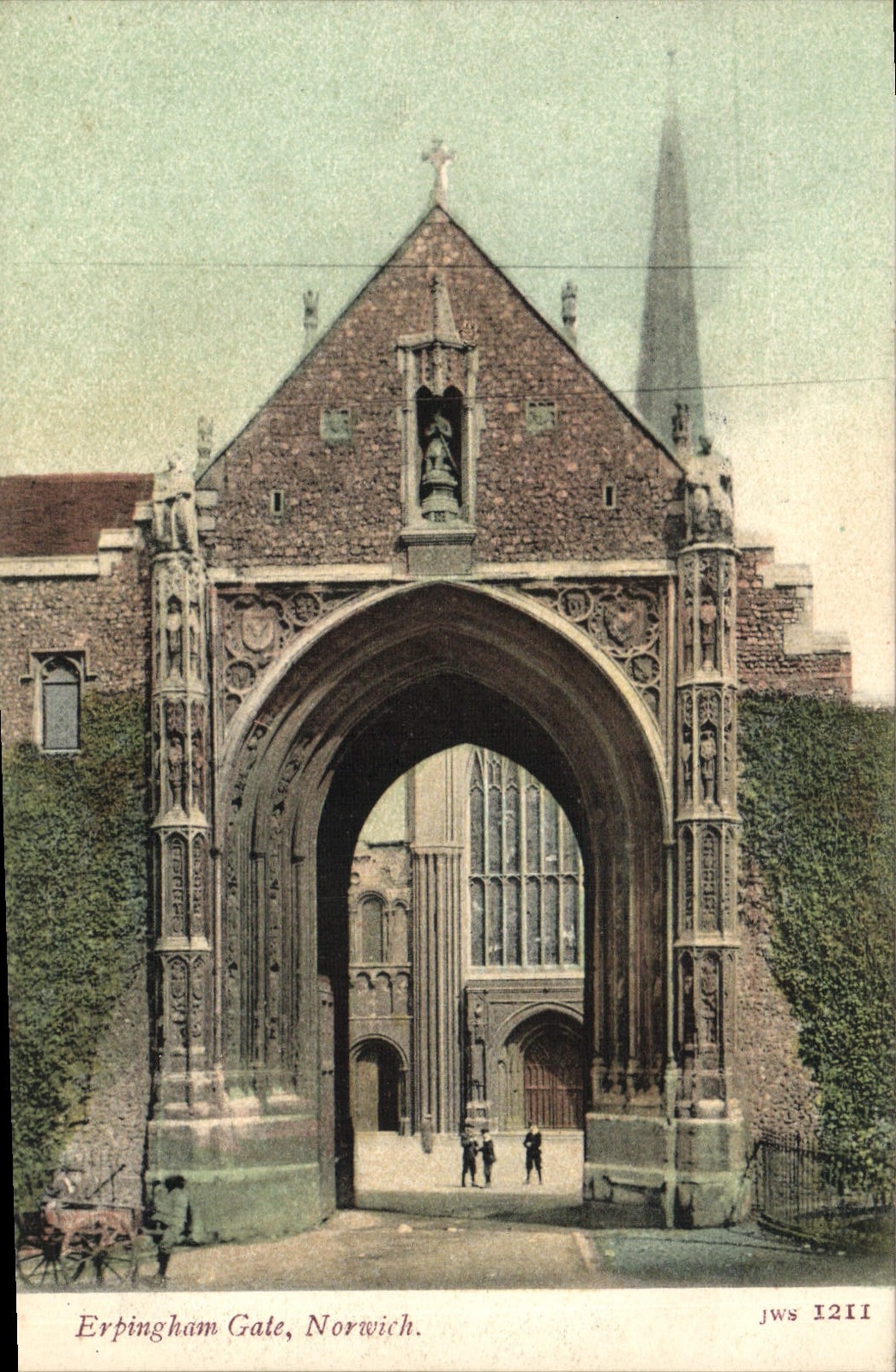 VINTAGE POSTCARD Erpingham Spoils Norwich