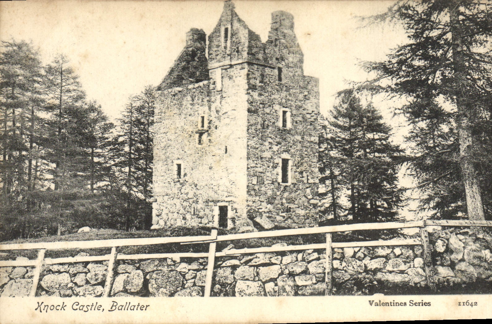 VINTAGE POSTCARD Knock Castle Ballater