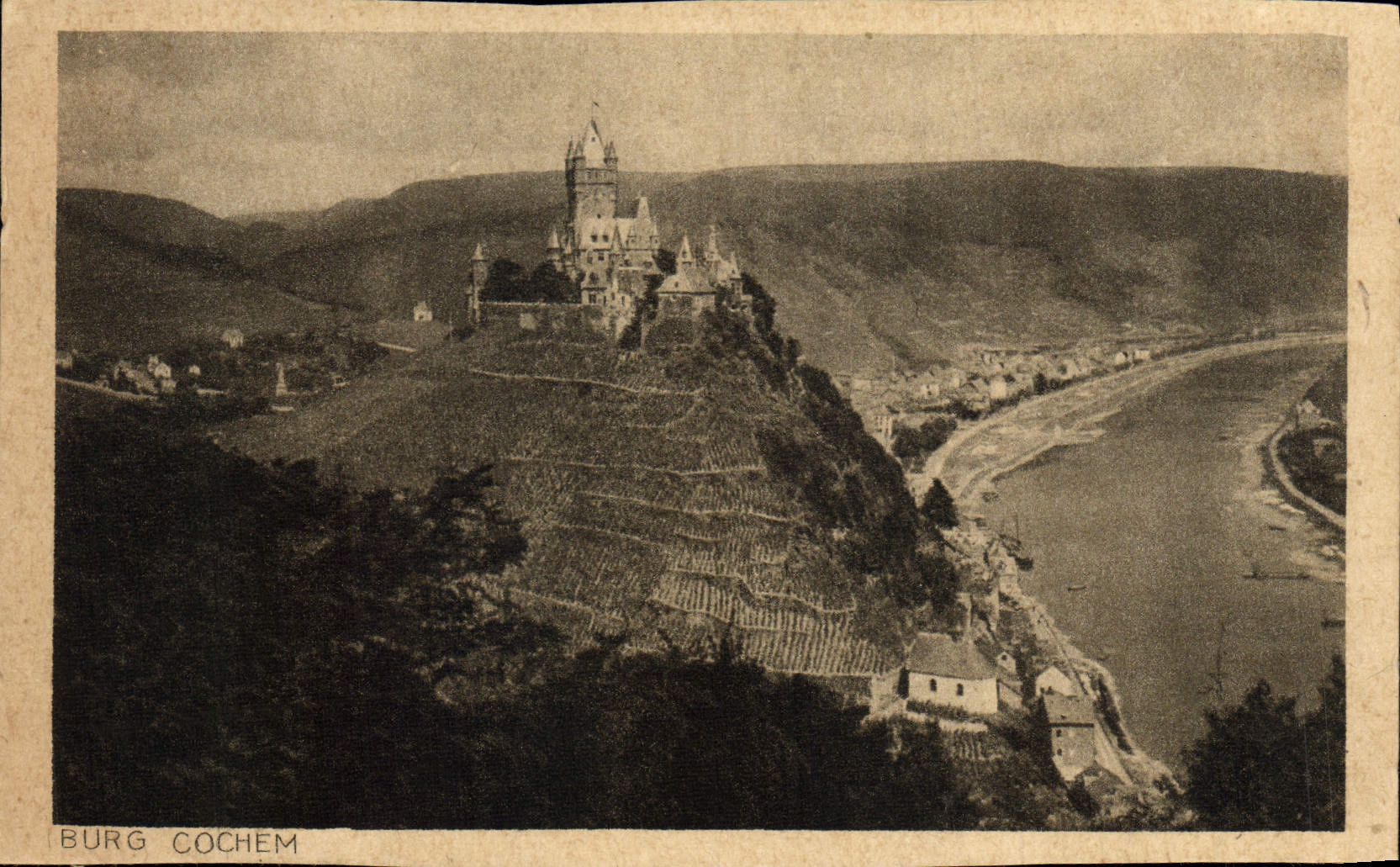 VINTAGE POSTCARD Burg Cochem