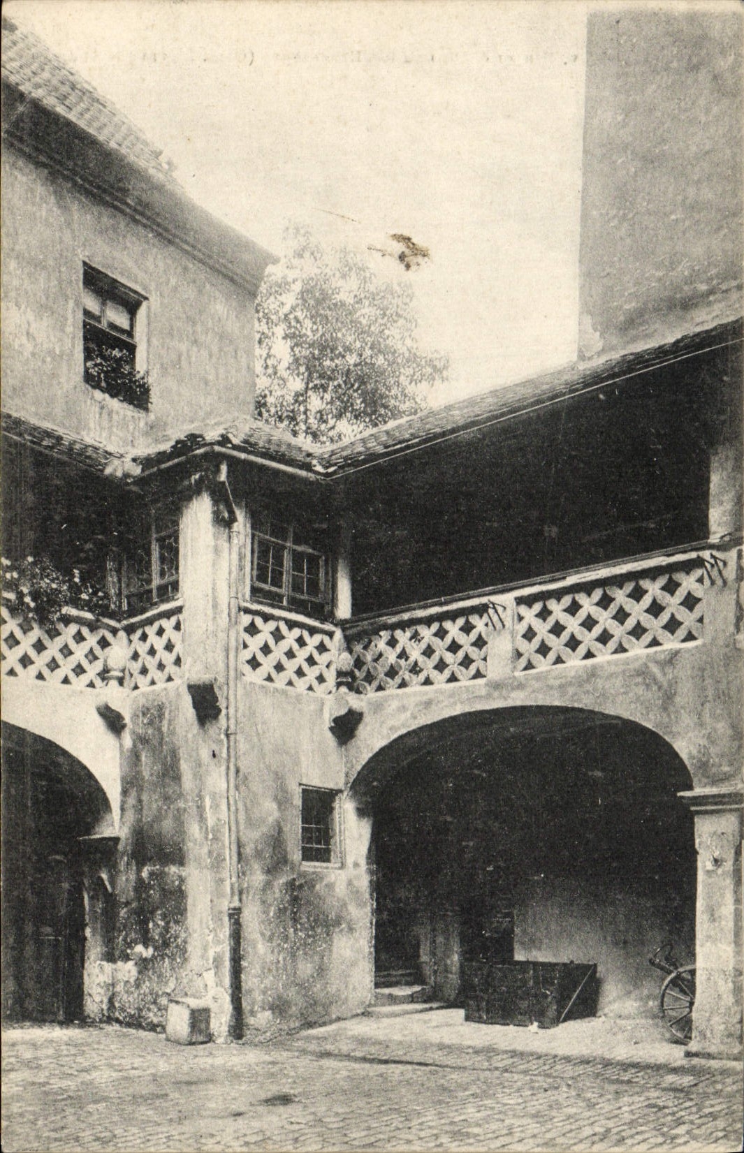 VINTAGE POSTCARD Regensburg Schwabacher Haus