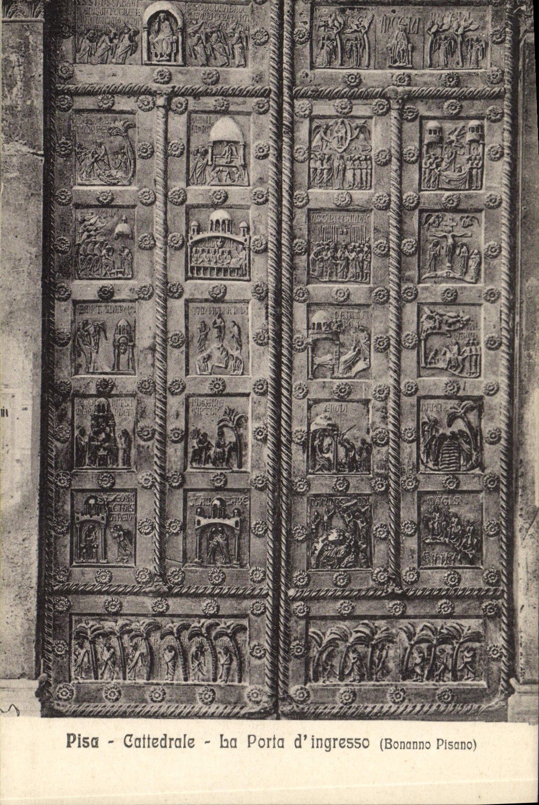 VINTAGE POSTCARD Pisa Cattedrale Carried It of Ingresso Bonanno Pisano