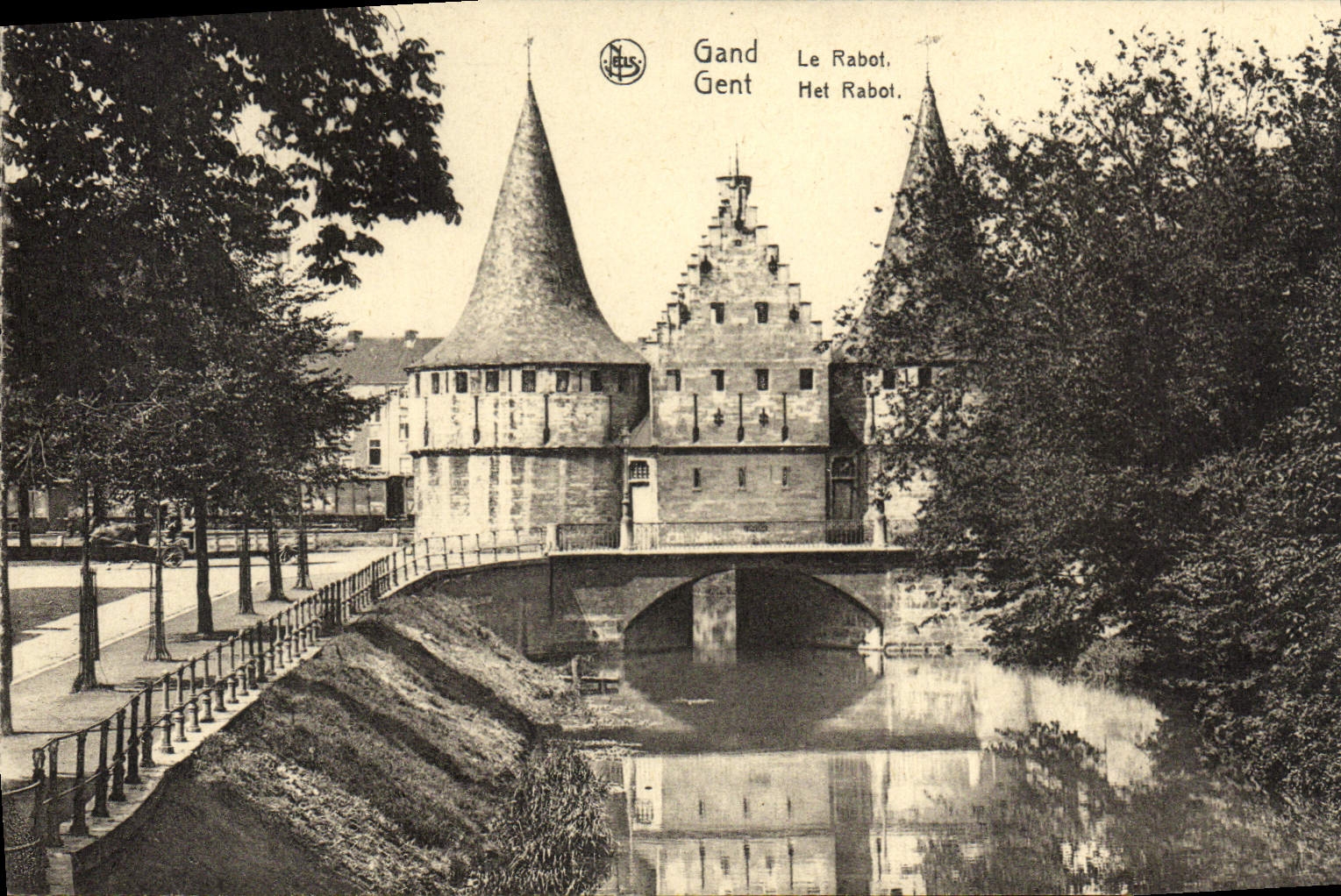 VINTAGE POSTCARD Ghent the Plane