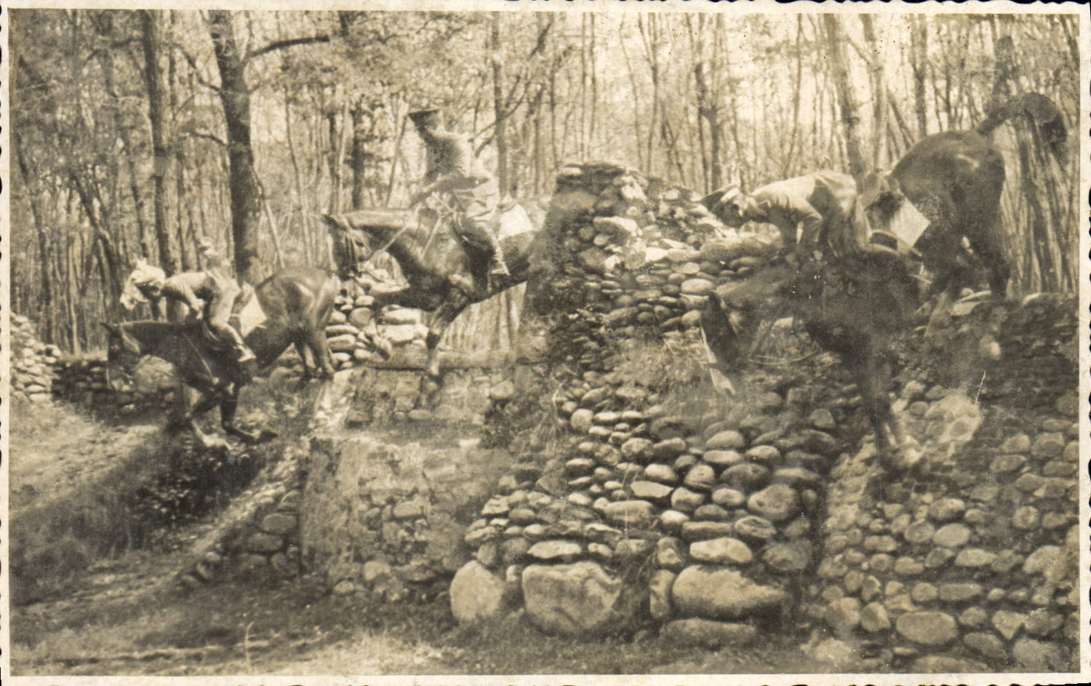 CARTE PHOTO Monti Pinerolo Cavaliers Soldats Miliaria 