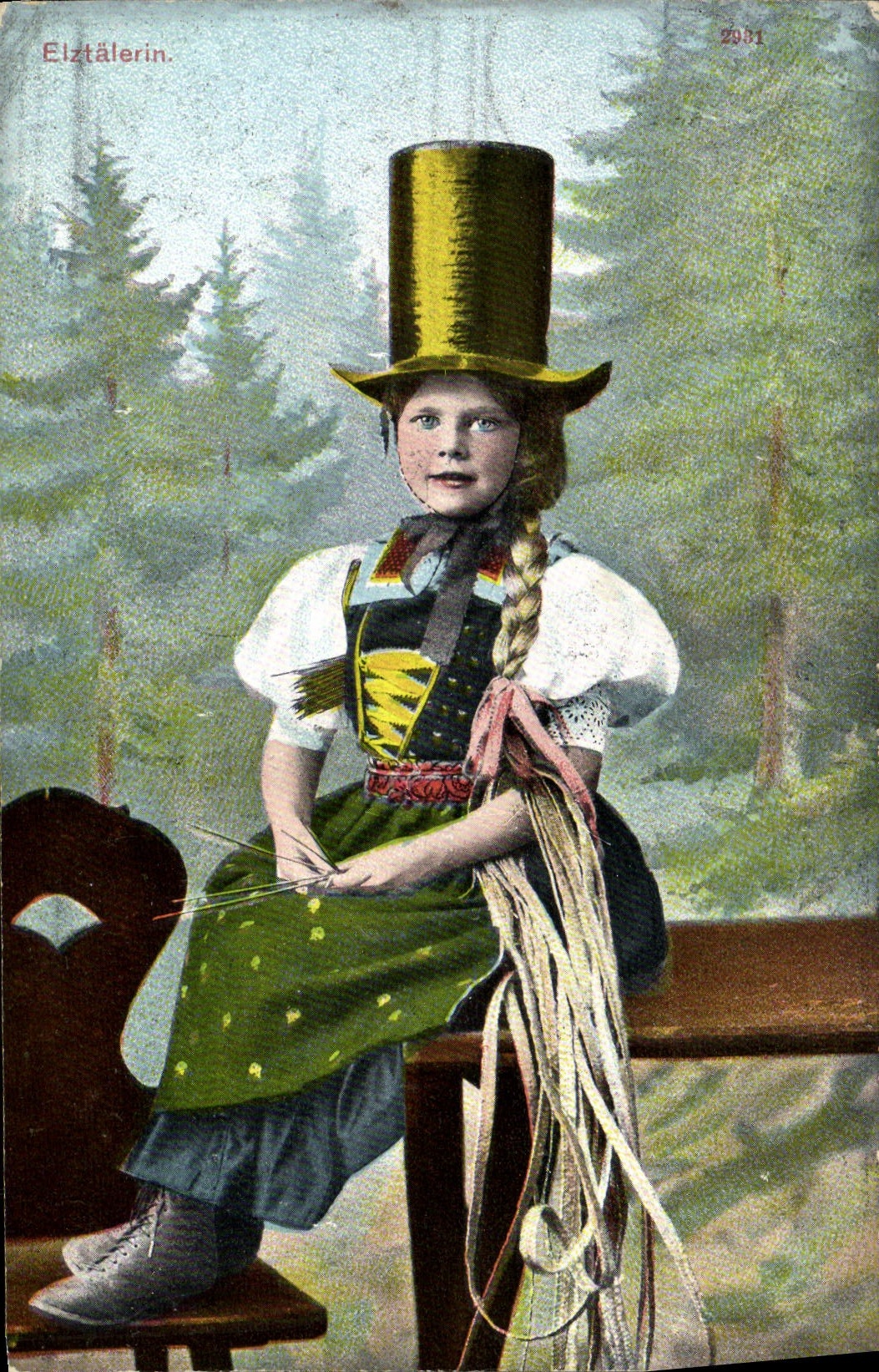 VINTAGE POSTCARD Elztalerin Folklore Child