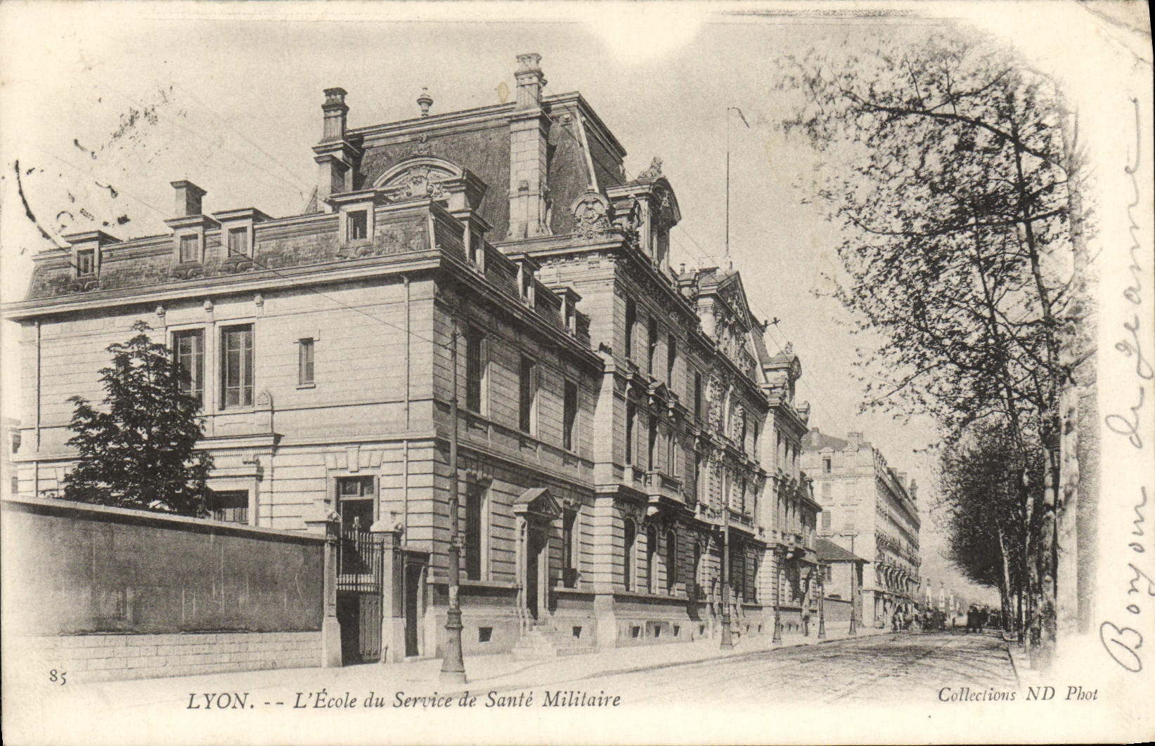 POSTAL Lyon de la VENDIMIA la escuela de la salud Militaria del servicio militar