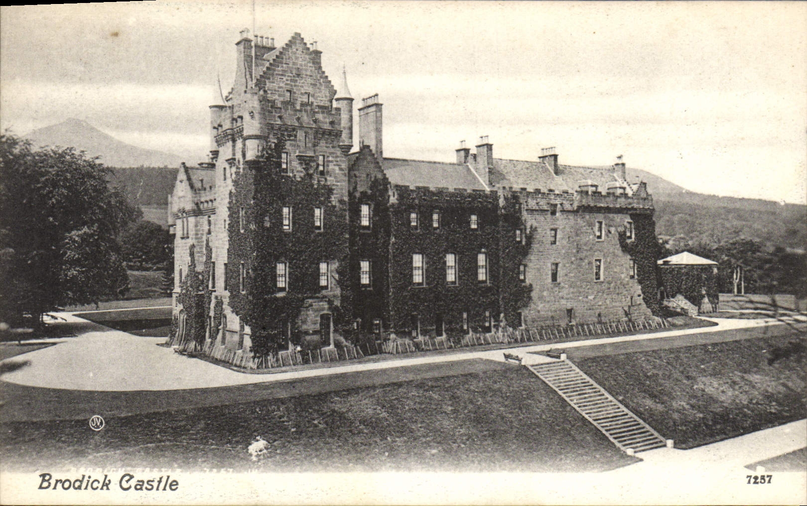 VINTAGE POSTCARD Brodick Castle