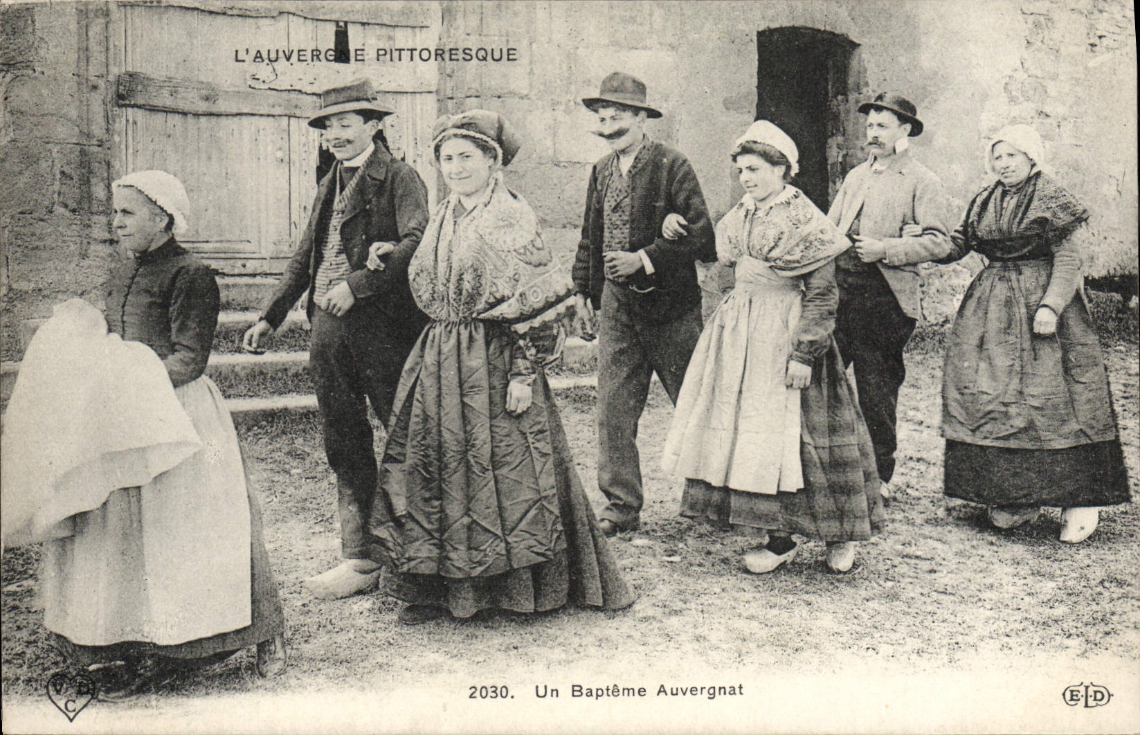 CPA L'Auvergne Pittoresque Un Bapteme Auvergnat Folklore