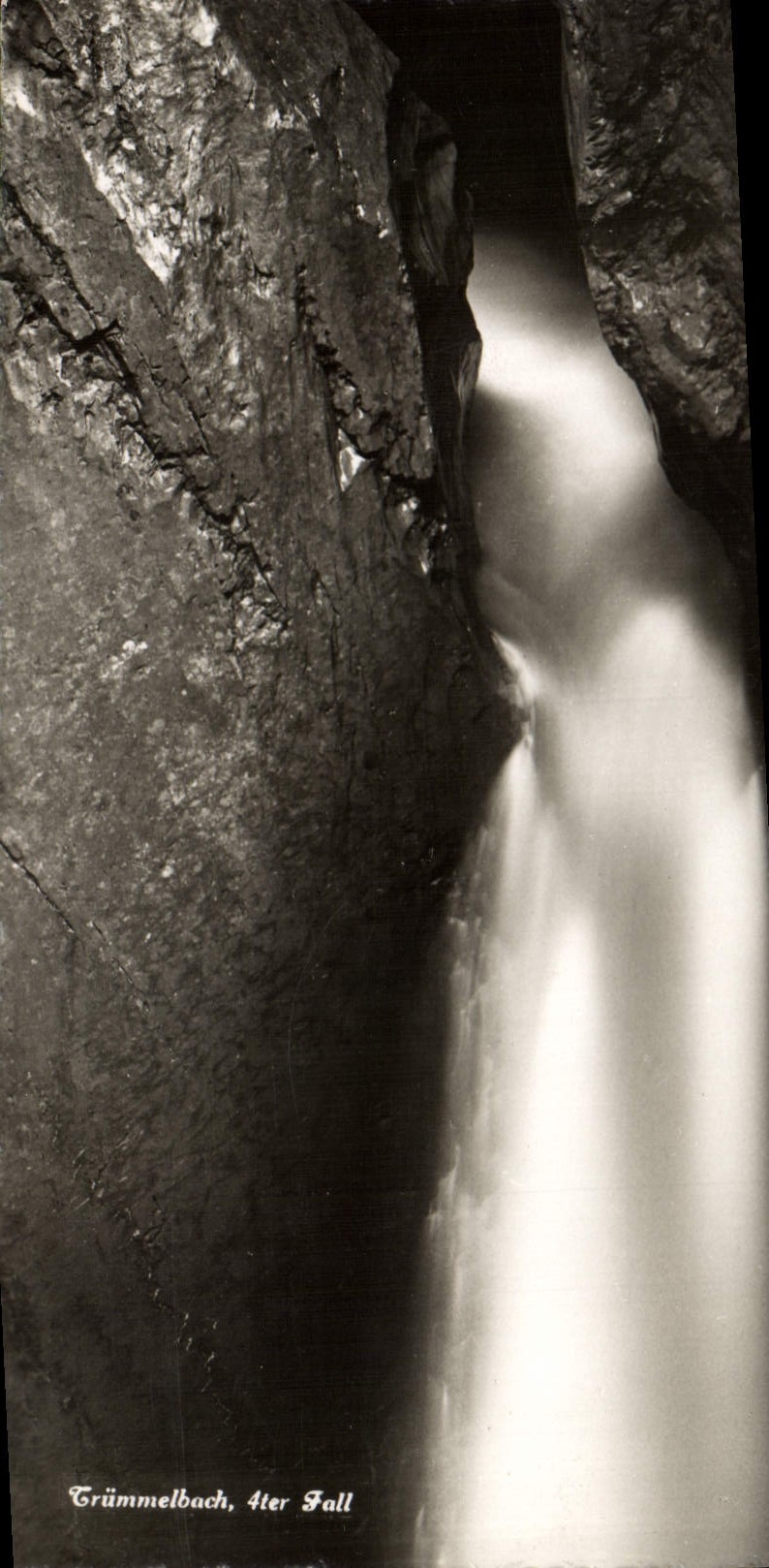 MODERN CARD Trummelbach 4ter Fall