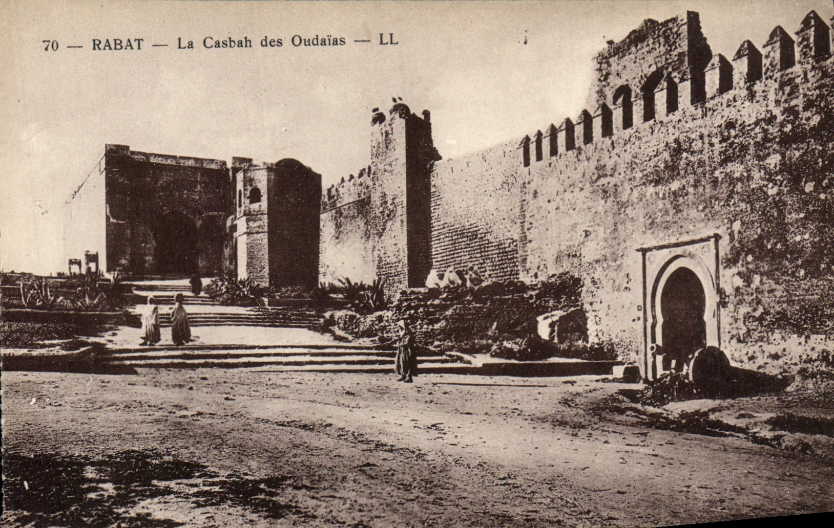 VINTAGE POSTCARD Reduction the Kasbah of Oudaias