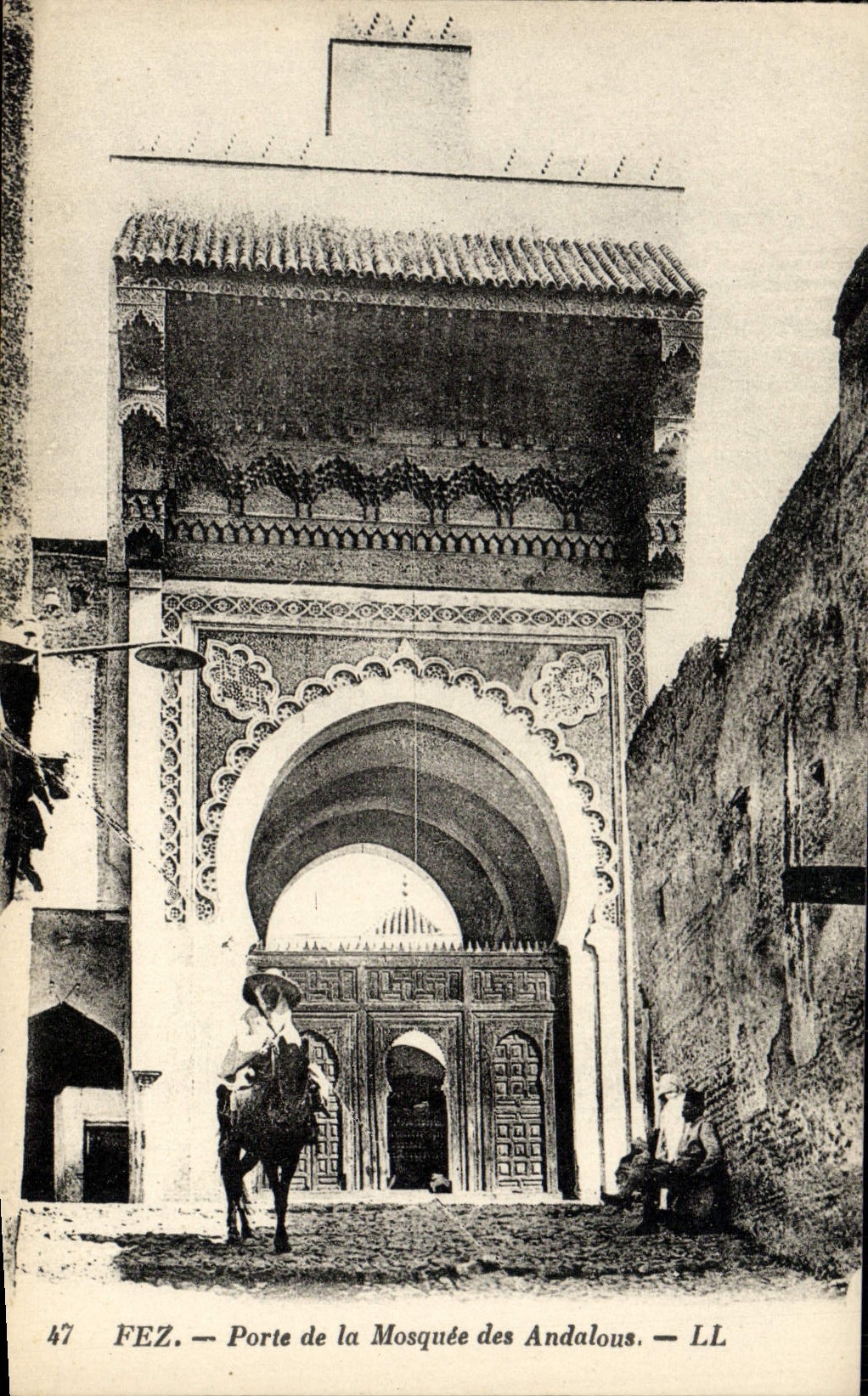 La POSTAL Fes de la VENDIMIA lleva la mezquita de los andaluces