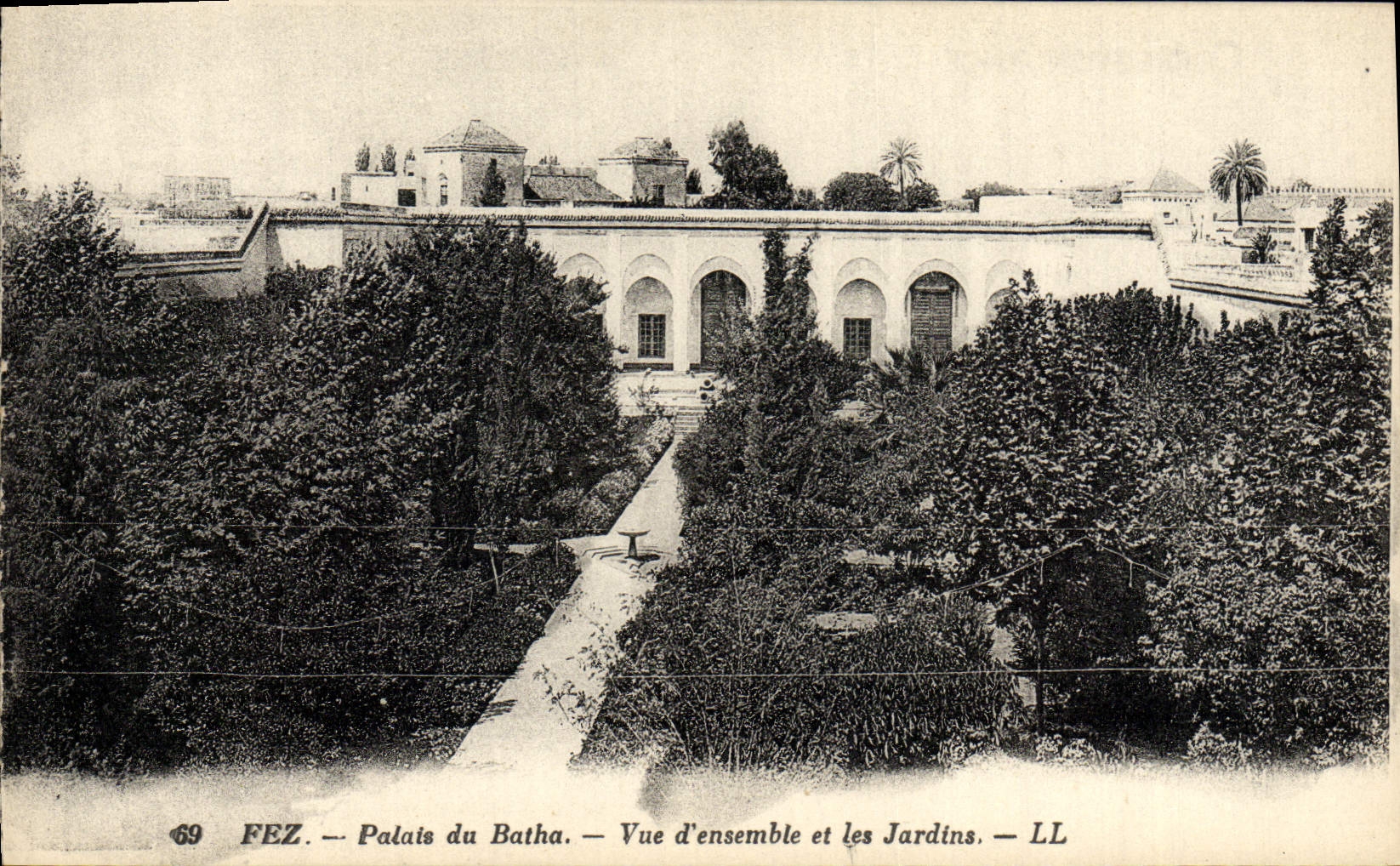 Paladar de Fes de la POSTAL de la VENDIMIA del cuadro total de Batha y de los jardines