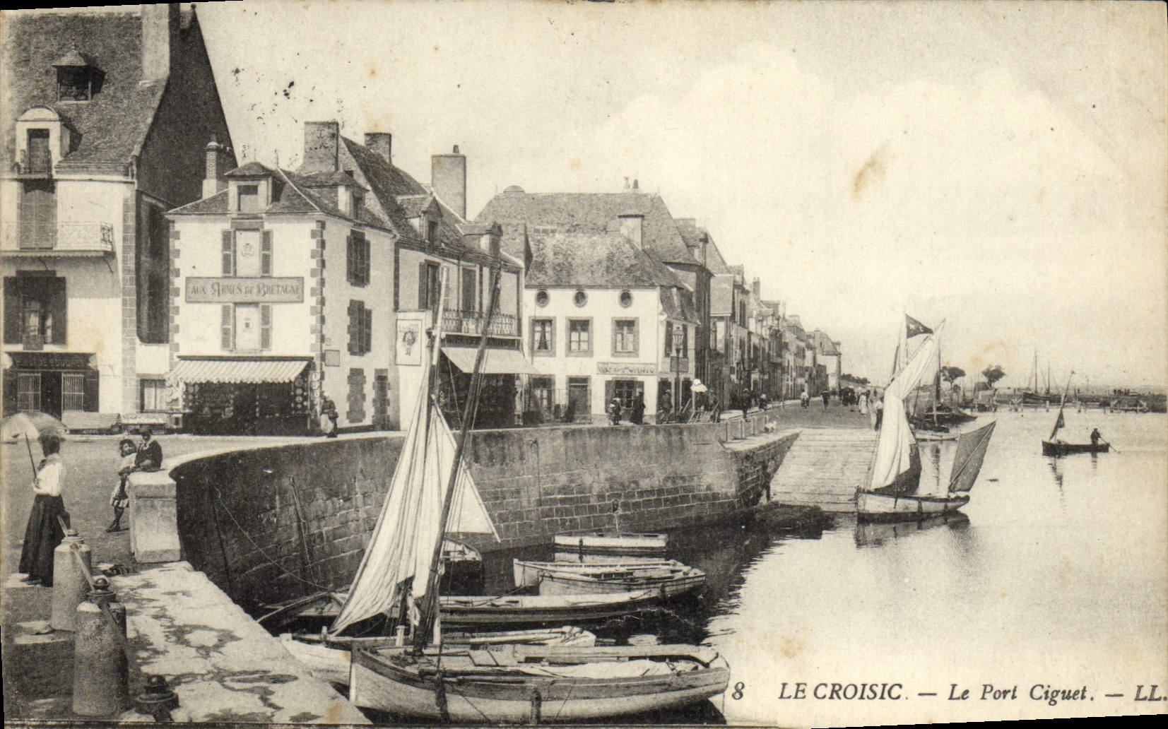 CPA Le Croisic Le Port Ciguet Bateaux