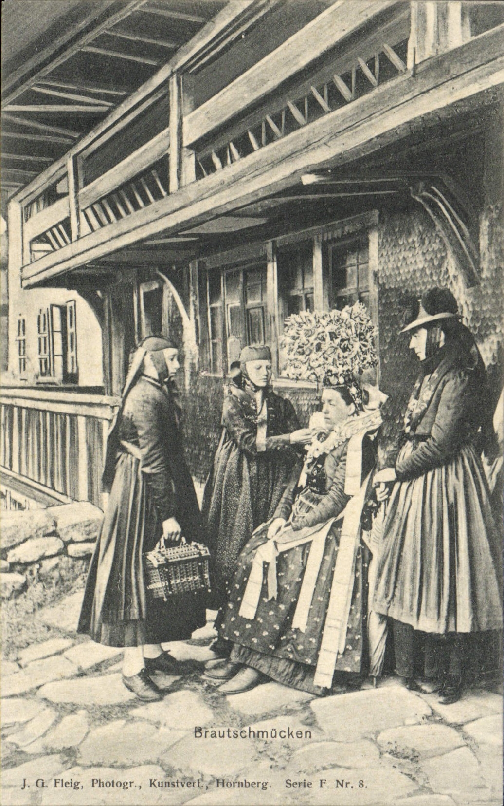 CPA Brautschmocken Folklore Femme