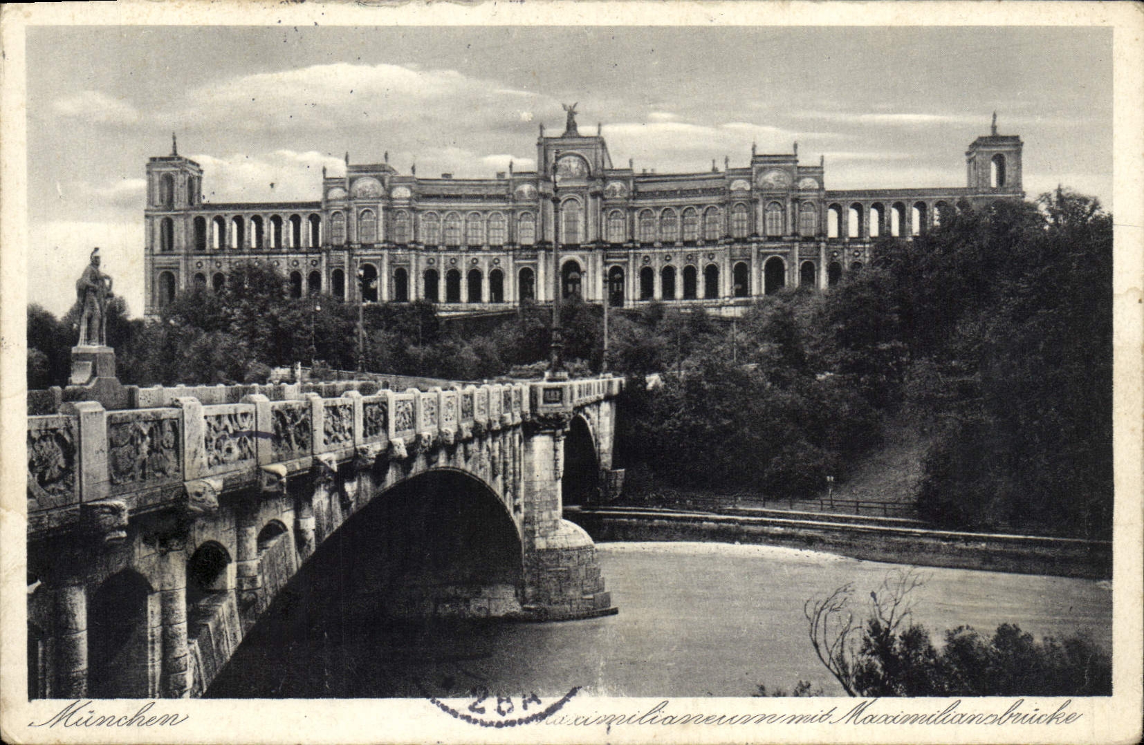 VINTAGE POSTCARD Munchen