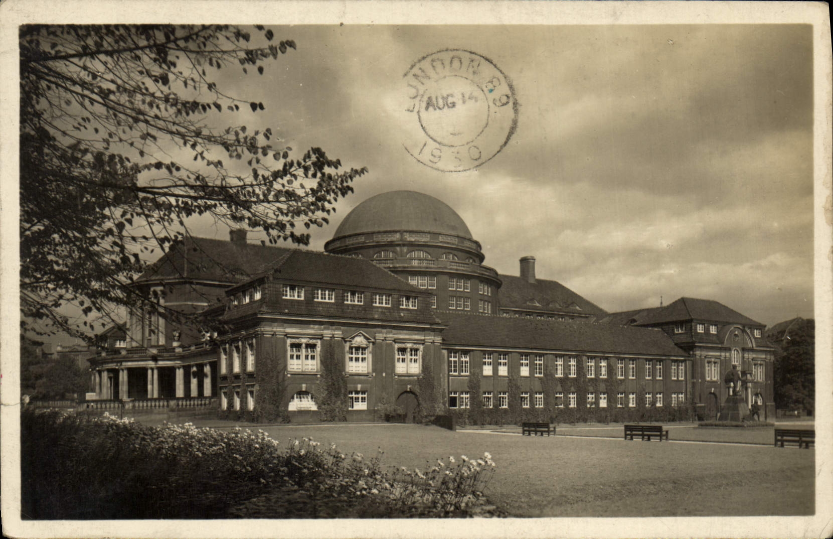 VINTAGE POSTCARD Hamburg Universitat