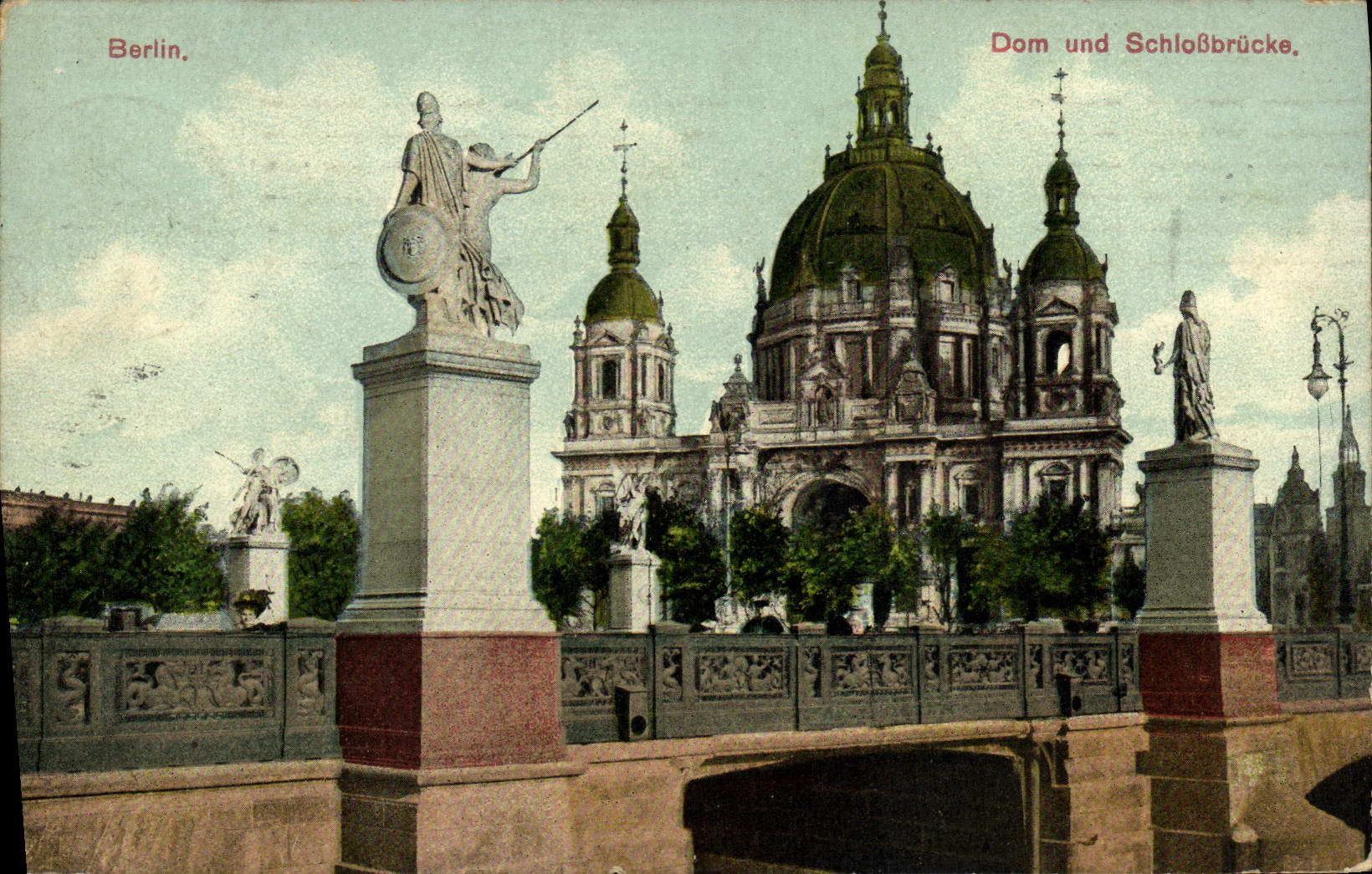 VINTAGE POSTCARD Berlin Dom Und Schlossbrucke