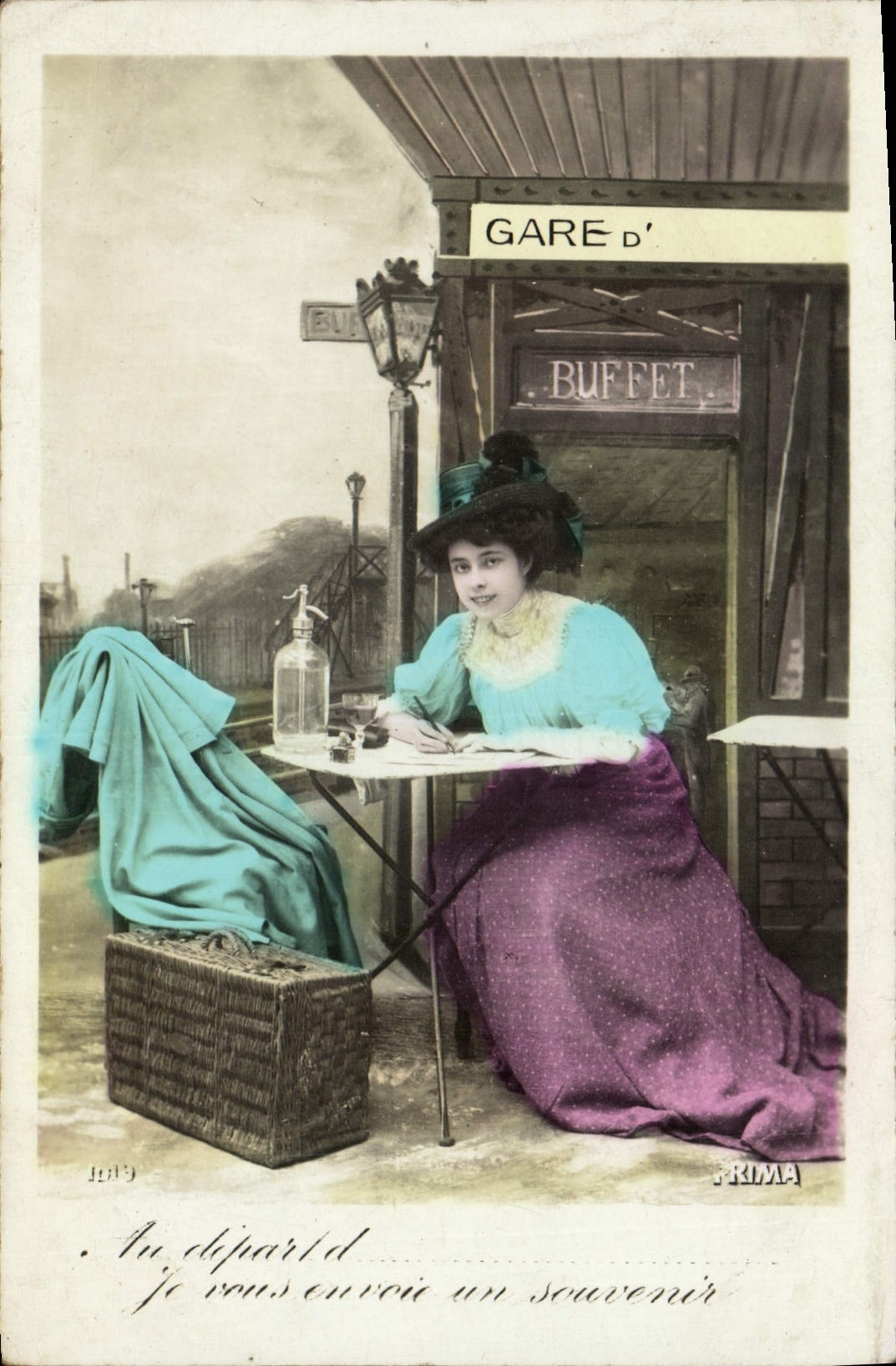 VINTAGE POSTCARD Fantaisie Woman Parks