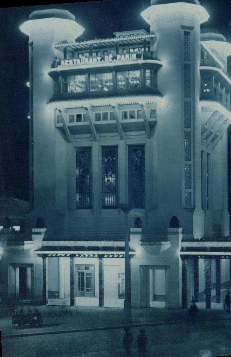 CPA Paris Exposition des Arts Decoratifs Vue de nuit 